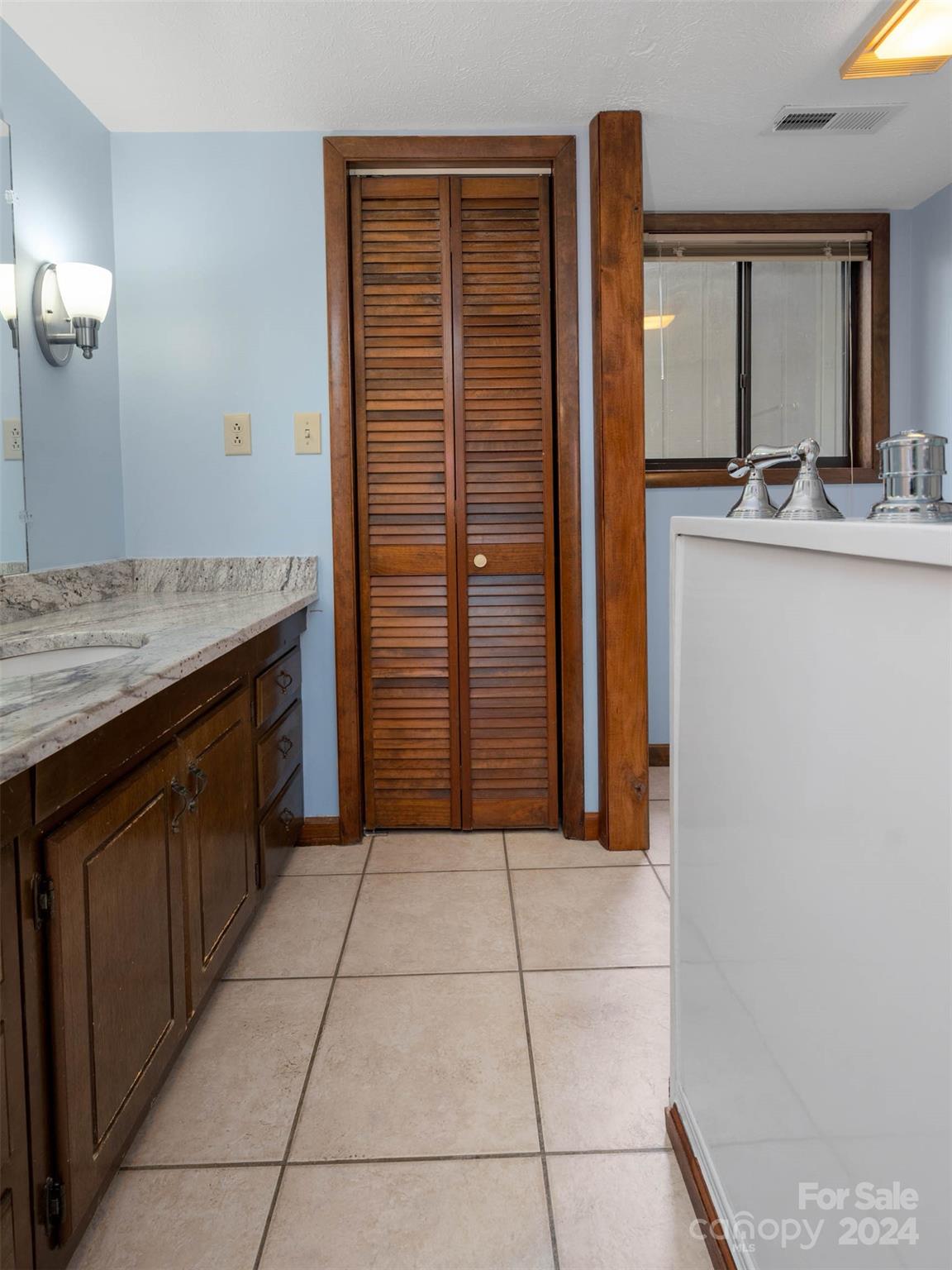 108 Glen Cannon Point Unit: 2