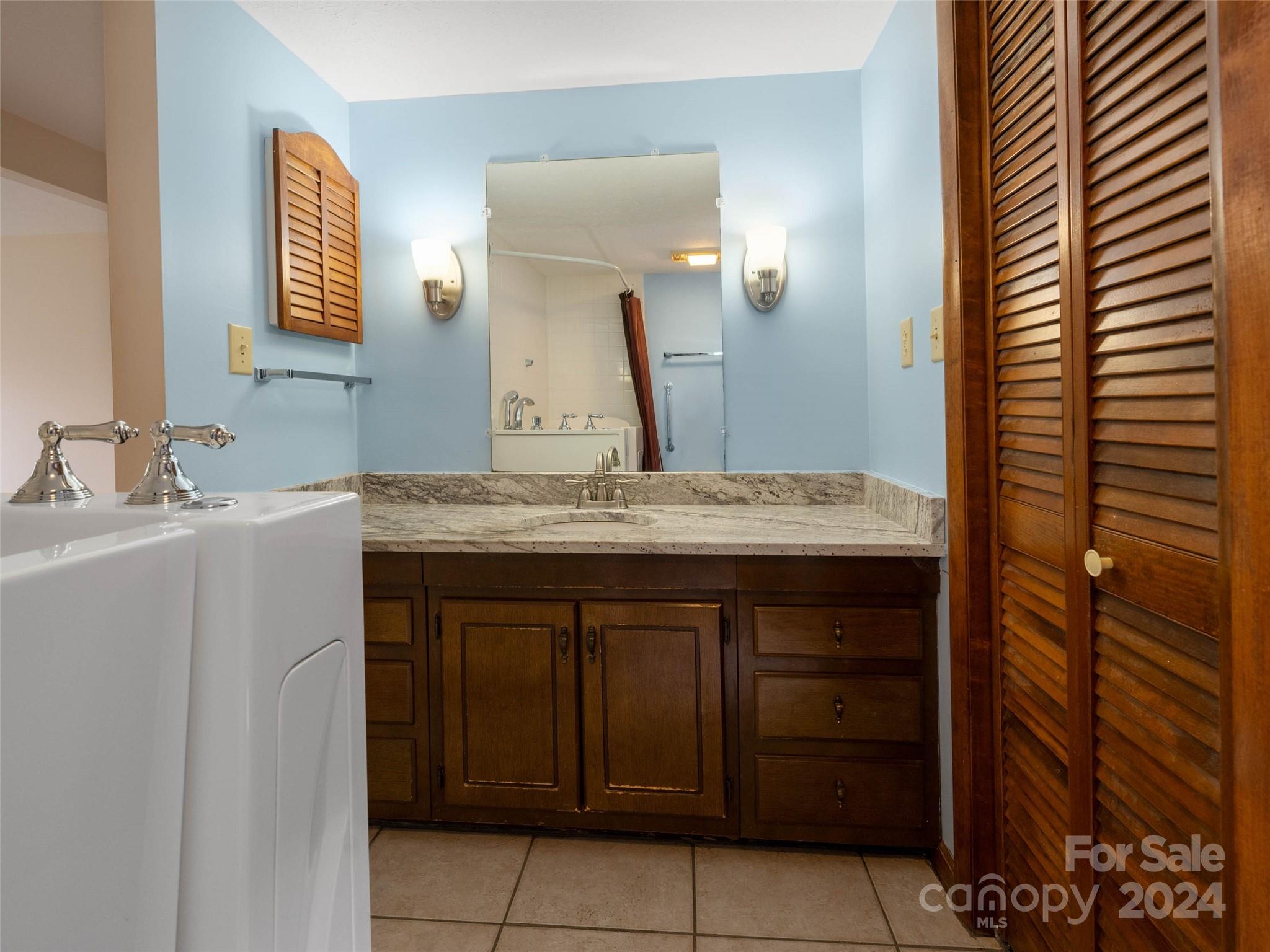 108 Glen Cannon Point Unit: 2