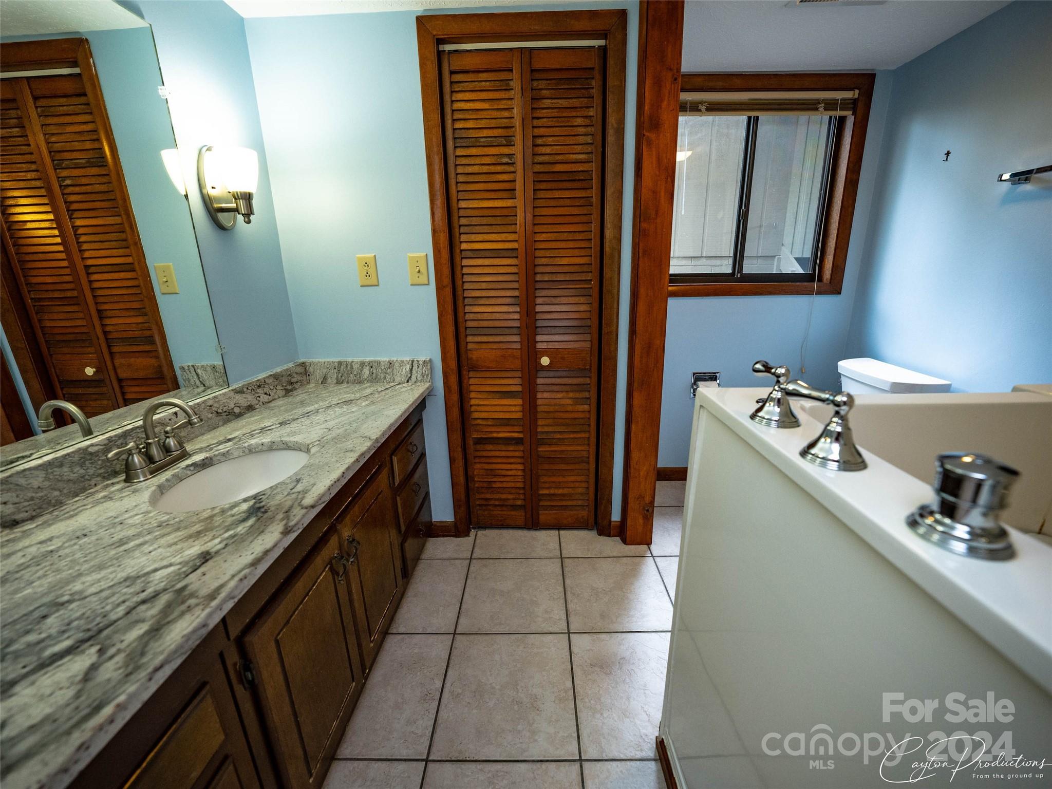 108 Glen Cannon Point Unit: 2