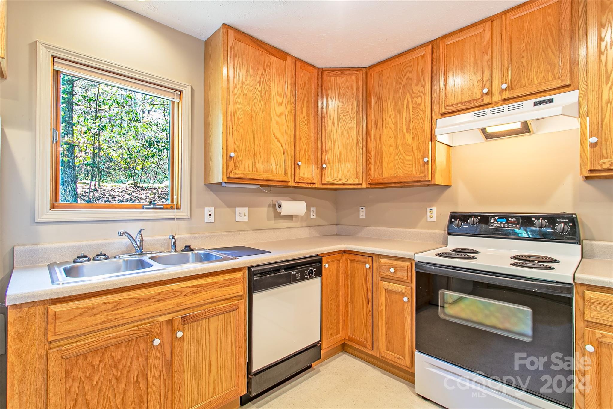 1640 Eagle Lake Drive