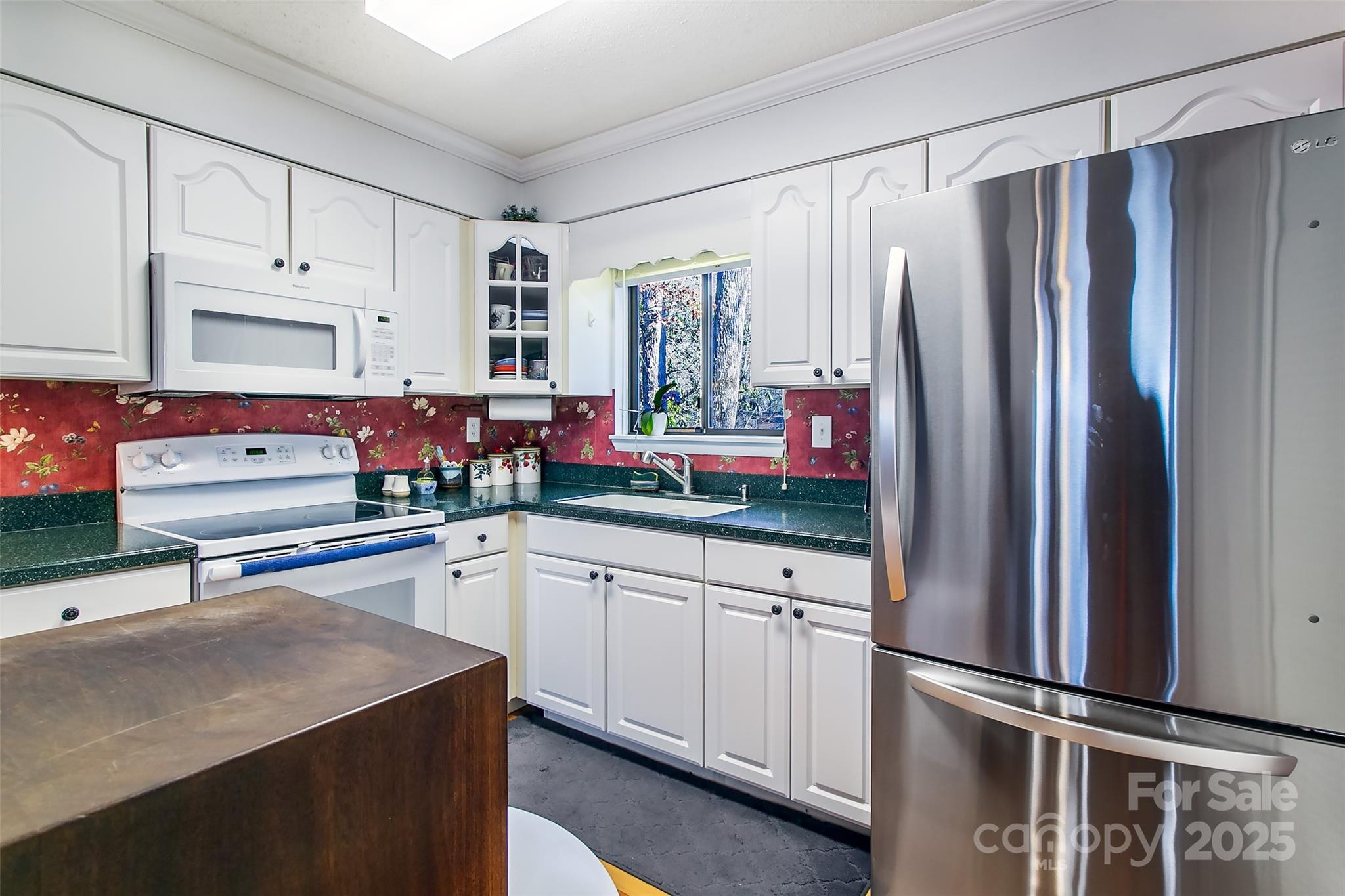 524 Three Mile Knob Road Unit: 2