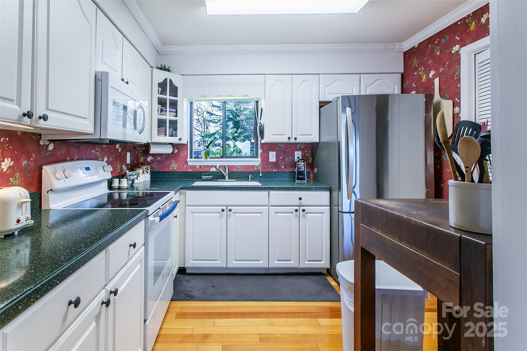 524 Three Mile Knob Road Unit: 2