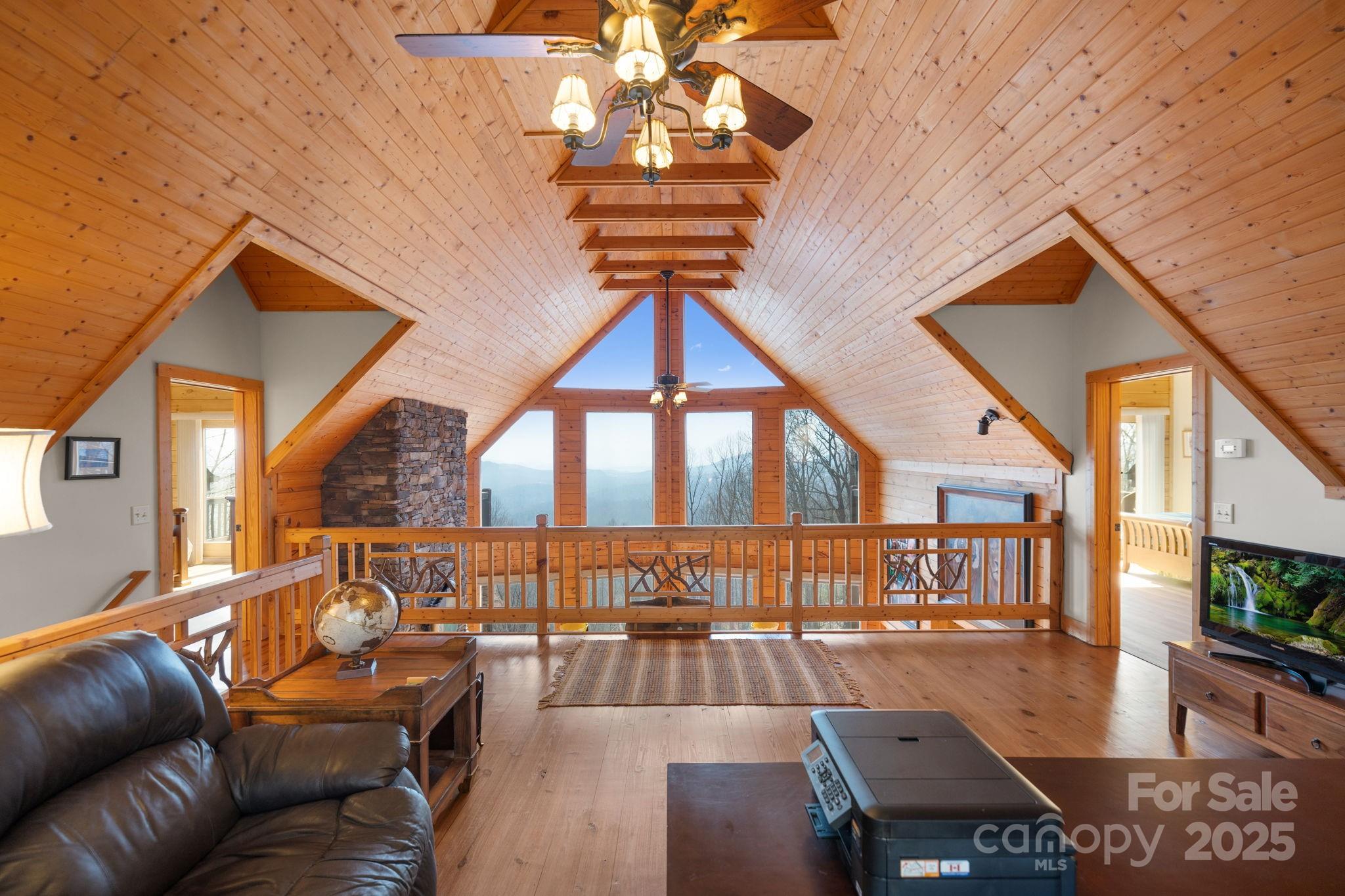 277 Kestrel Court