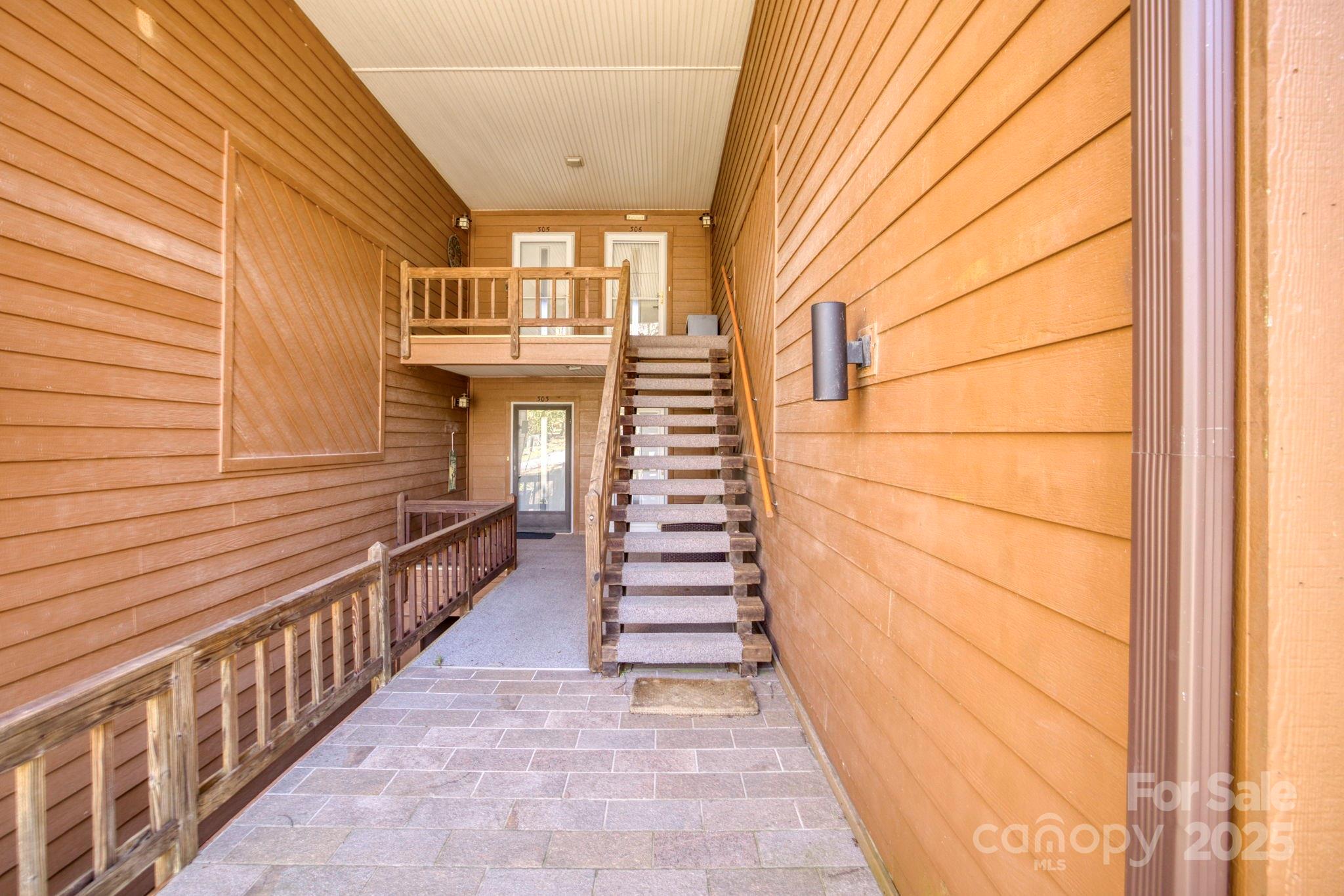 73 Toxaway Views Drive Unit: 306