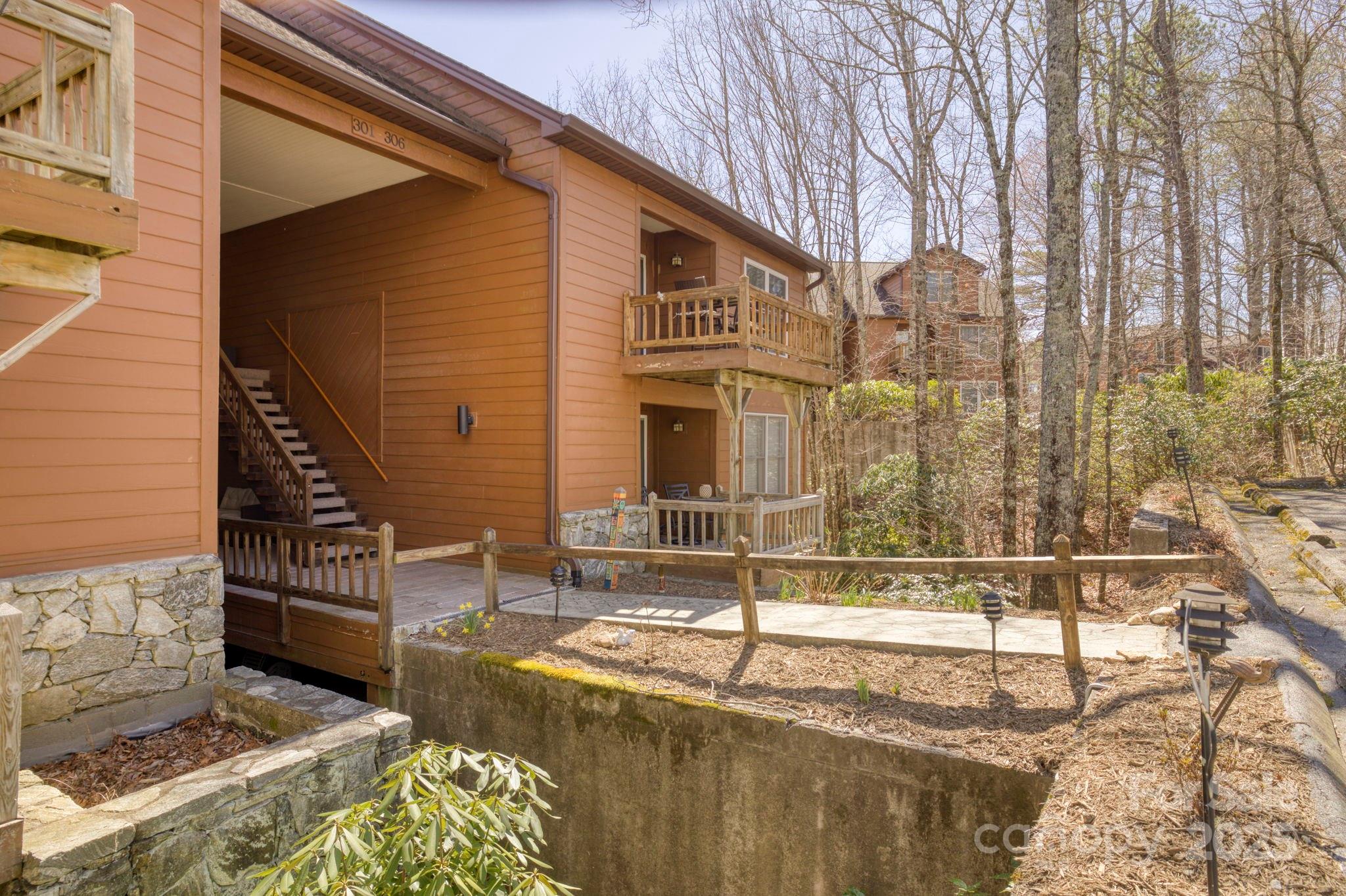 73 Toxaway Views Drive Unit: 306
