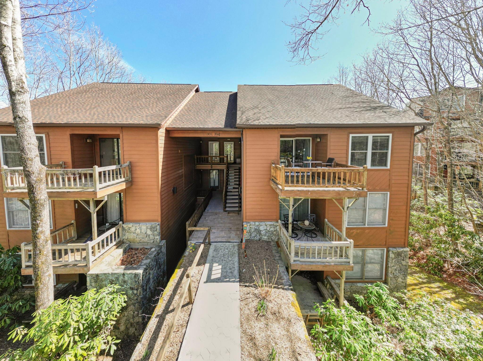 73 Toxaway Views Drive Unit: 306