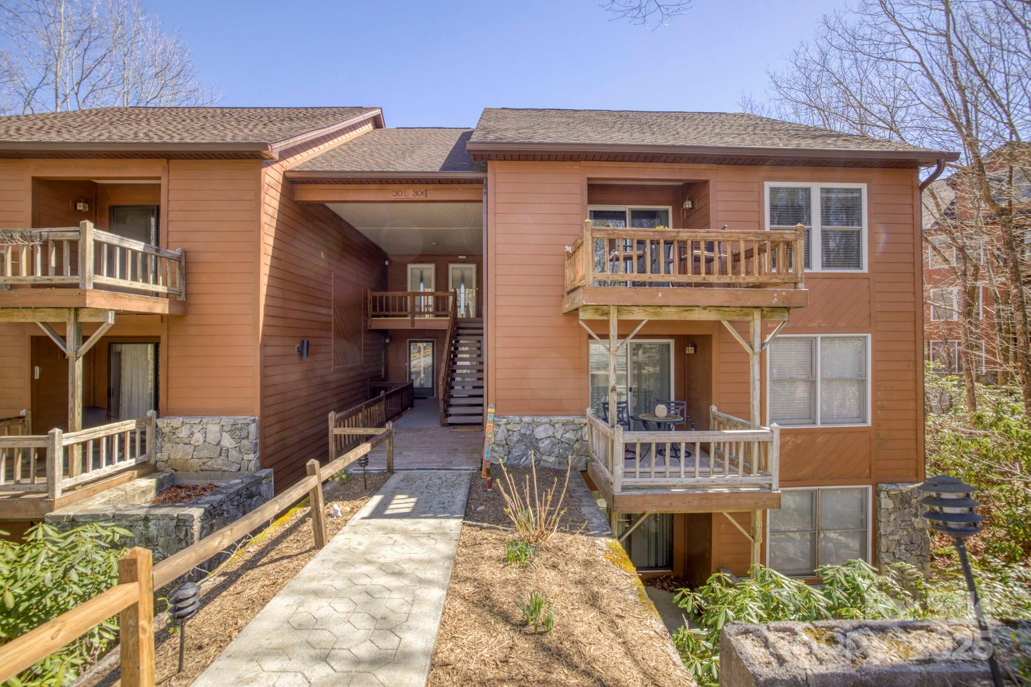 73 Toxaway Views Drive Unit: 306