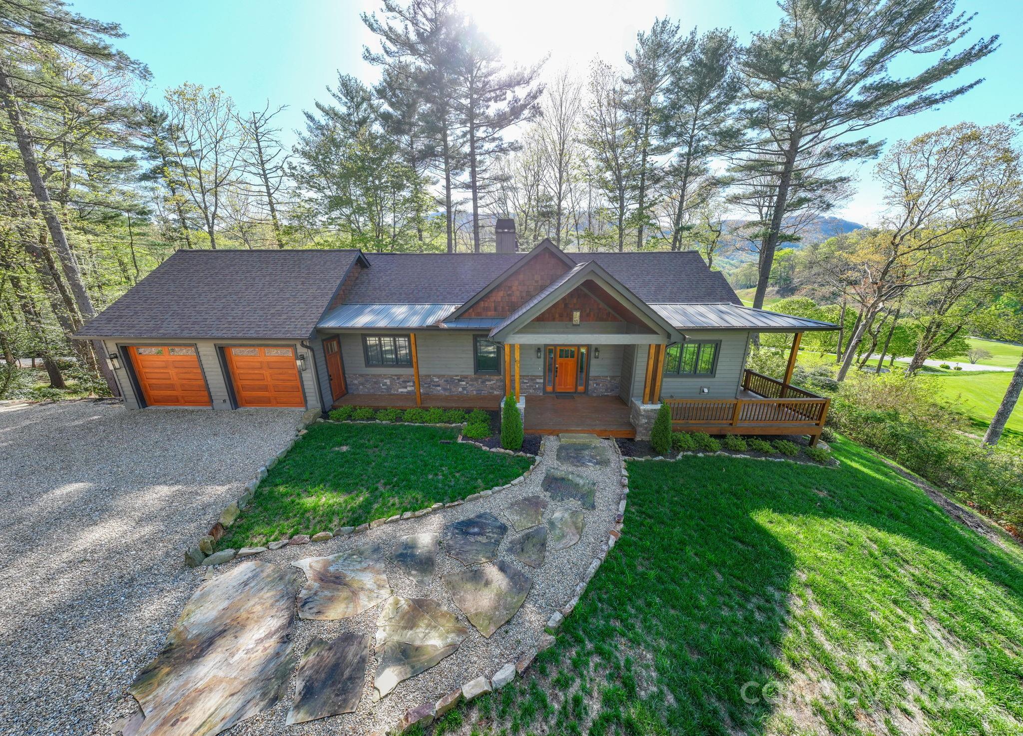 1048 Cherokee Trace