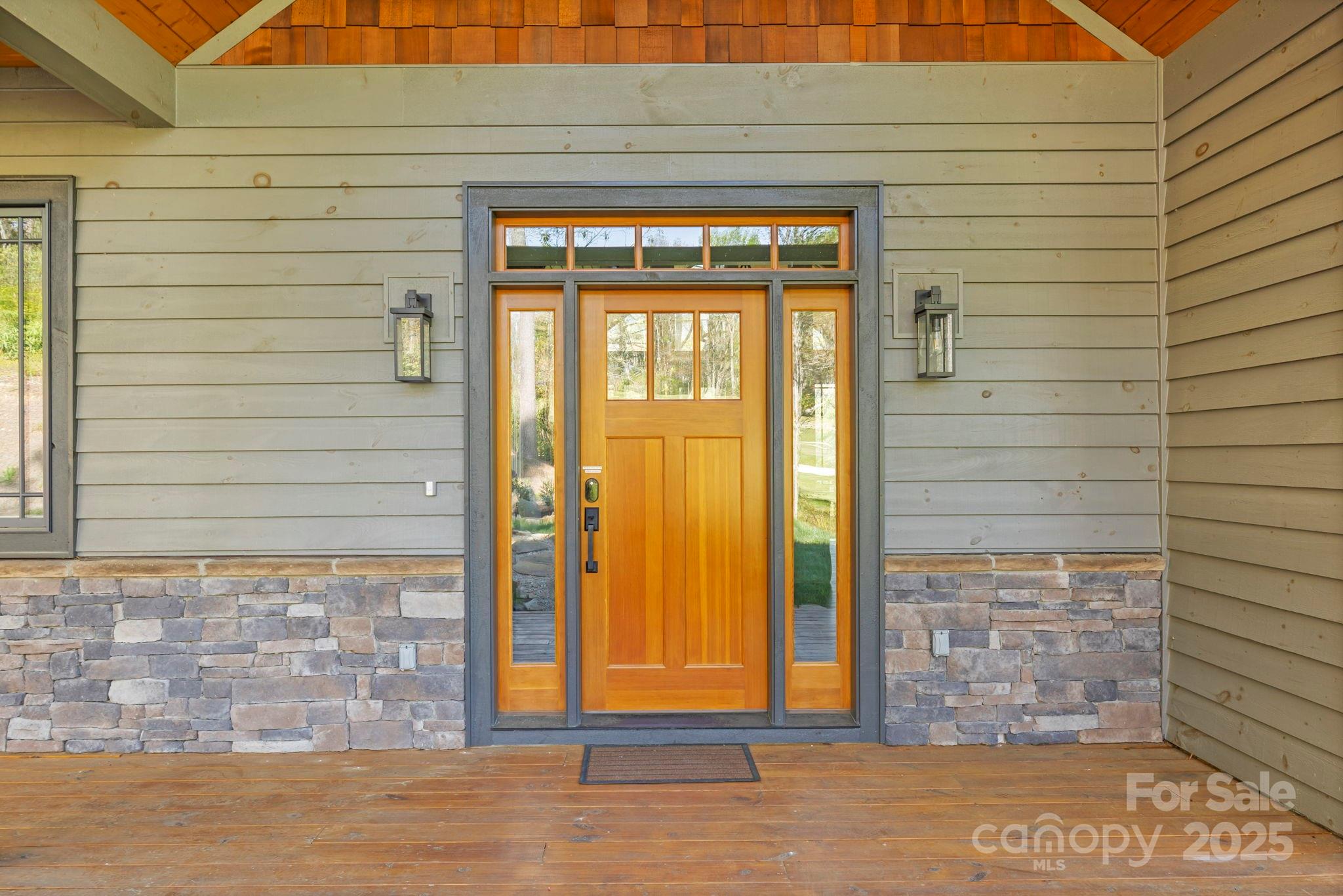 1048 Cherokee Trace