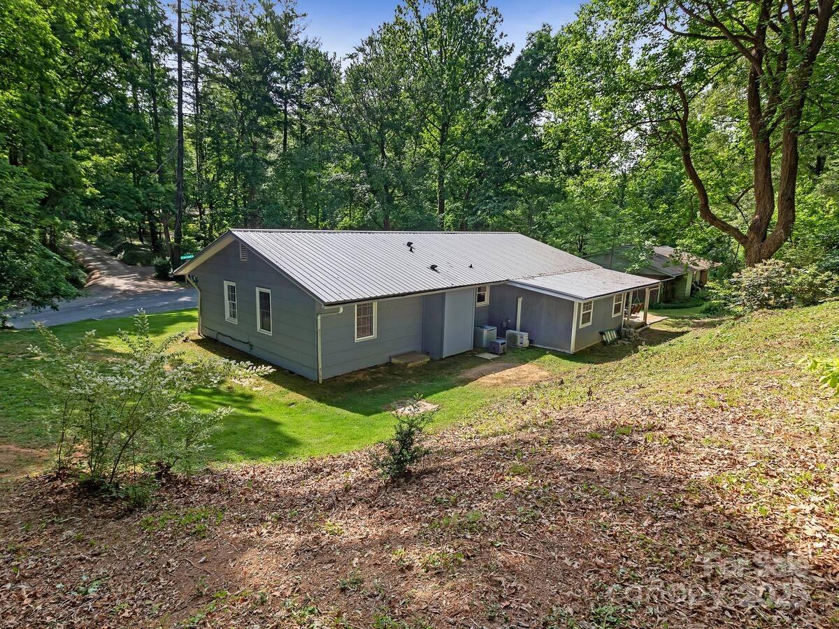150 Deerwoode Lane