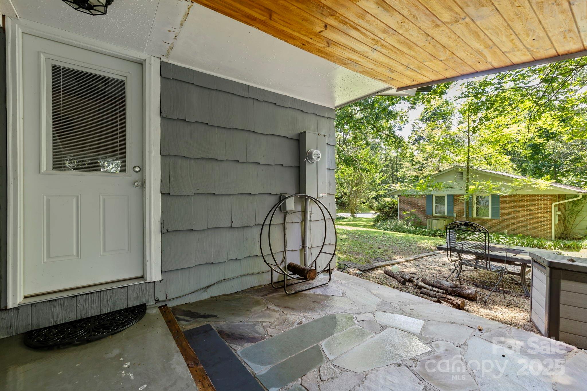 150 Deerwoode Lane