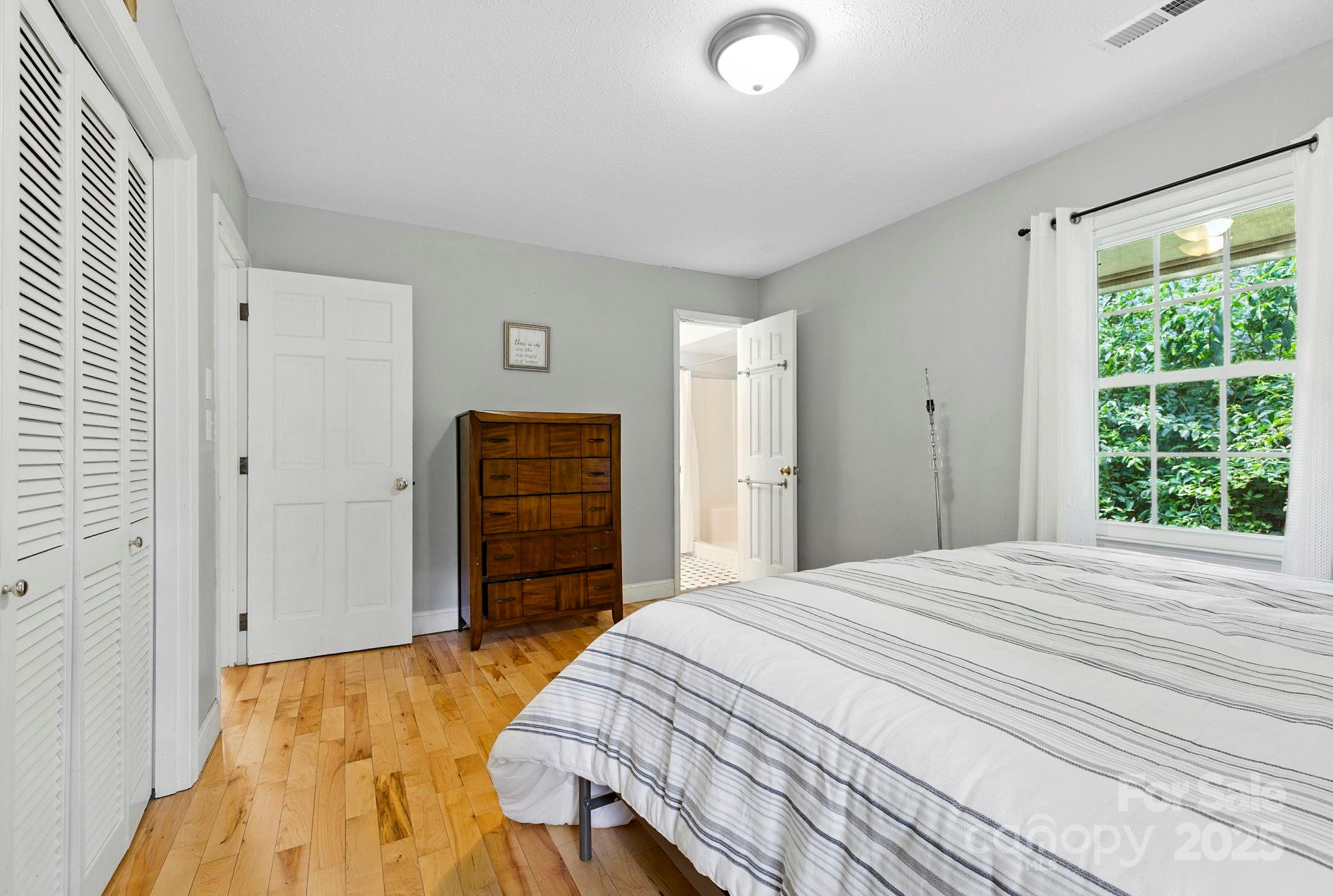 150 Deerwoode Lane