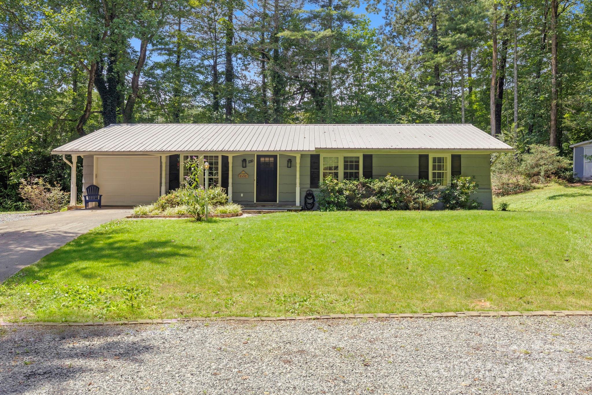 150 Deerwoode Lane