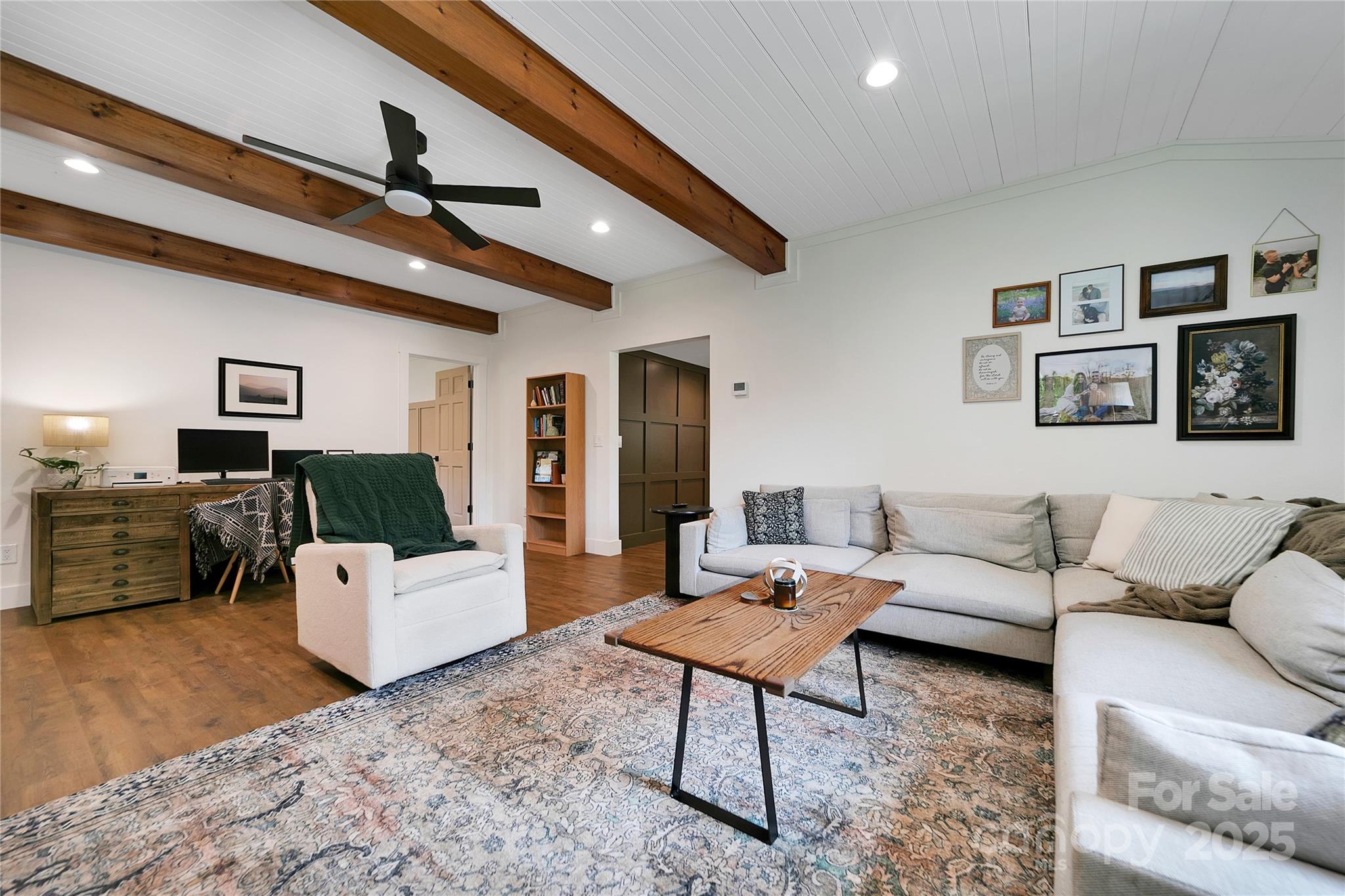 903 Middlefork Road