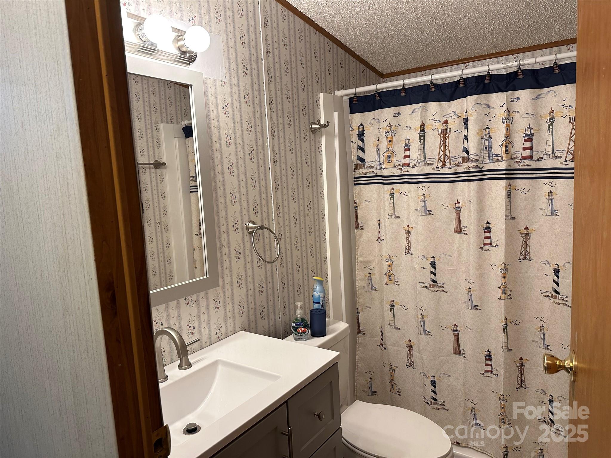 104 E Ridge View Road