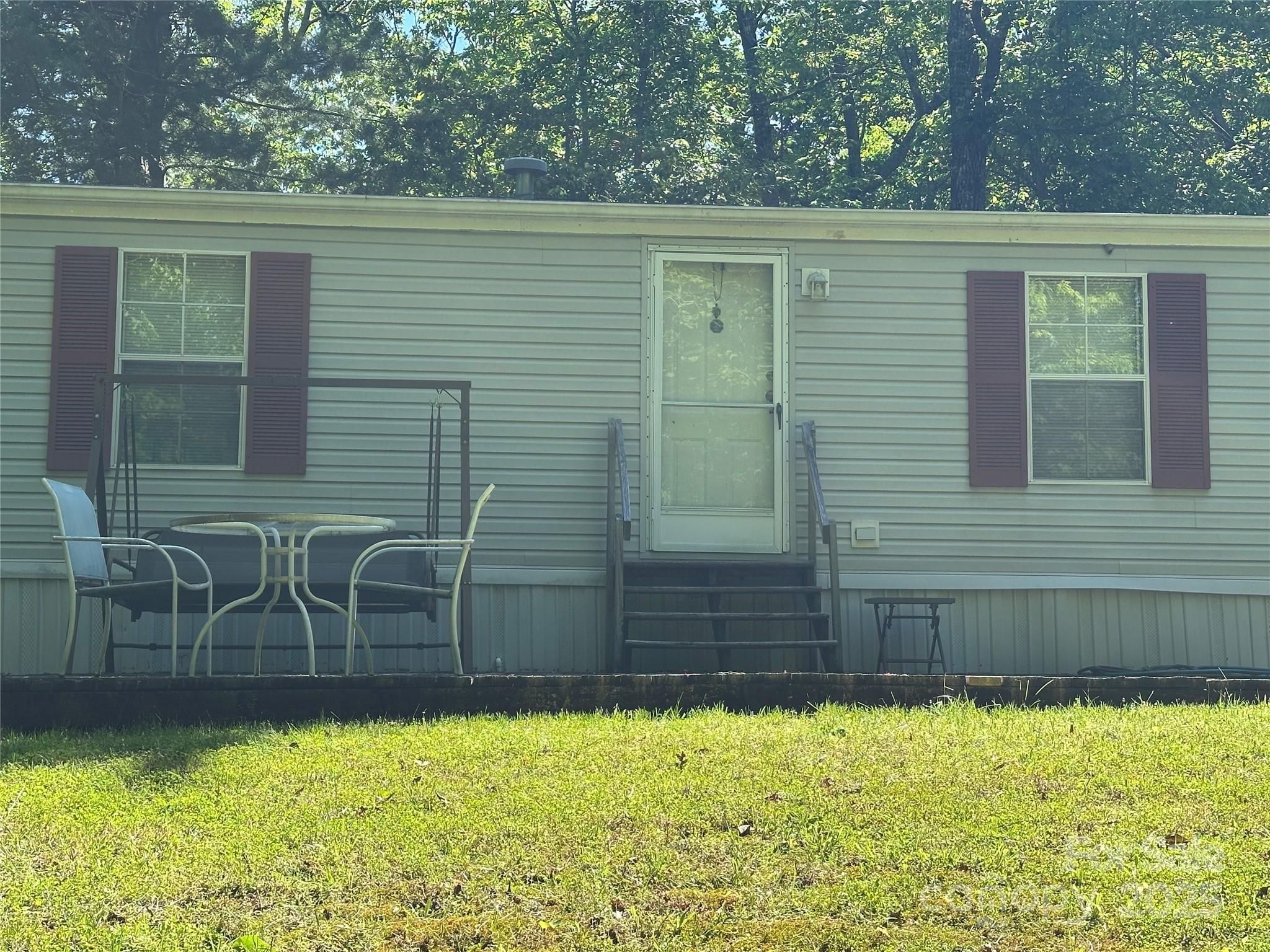 104 E Ridge View Road