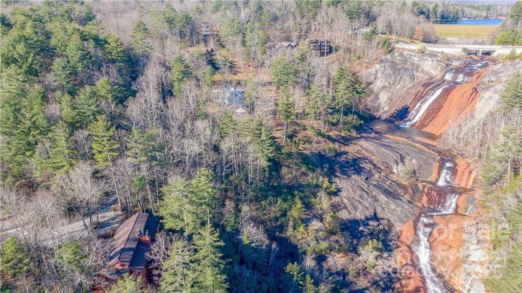 TBD Toxaway Falls Drive Unit: TR-A