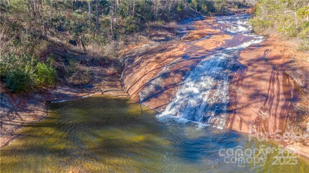 TBD Toxaway Falls Drive Unit: TR-A