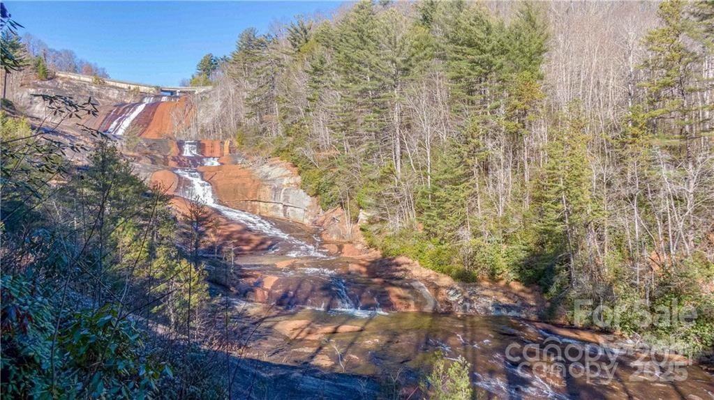 TBD Toxaway Falls Drive Unit: TR-A