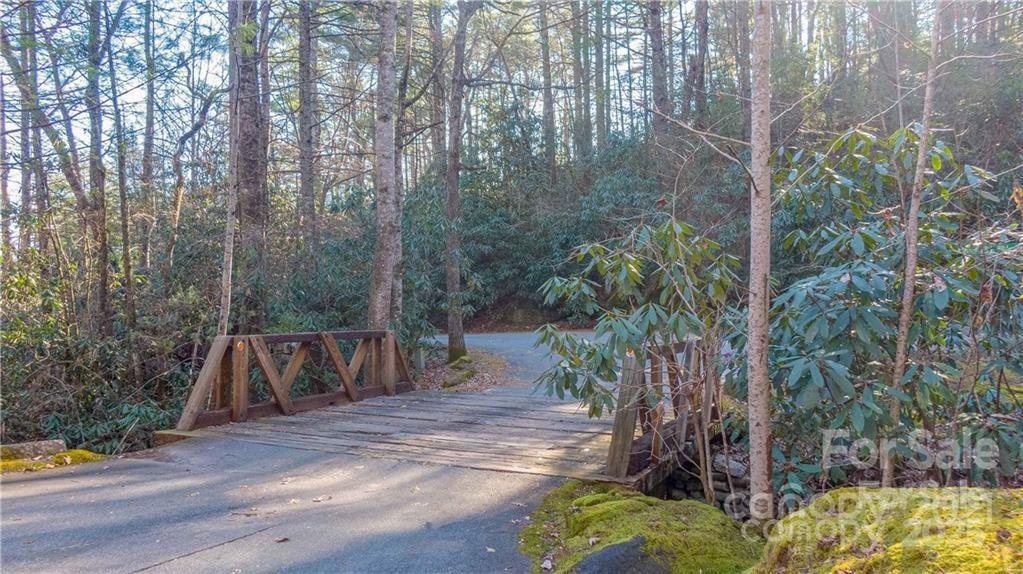 TBD Toxaway Falls Drive Unit: TR-A