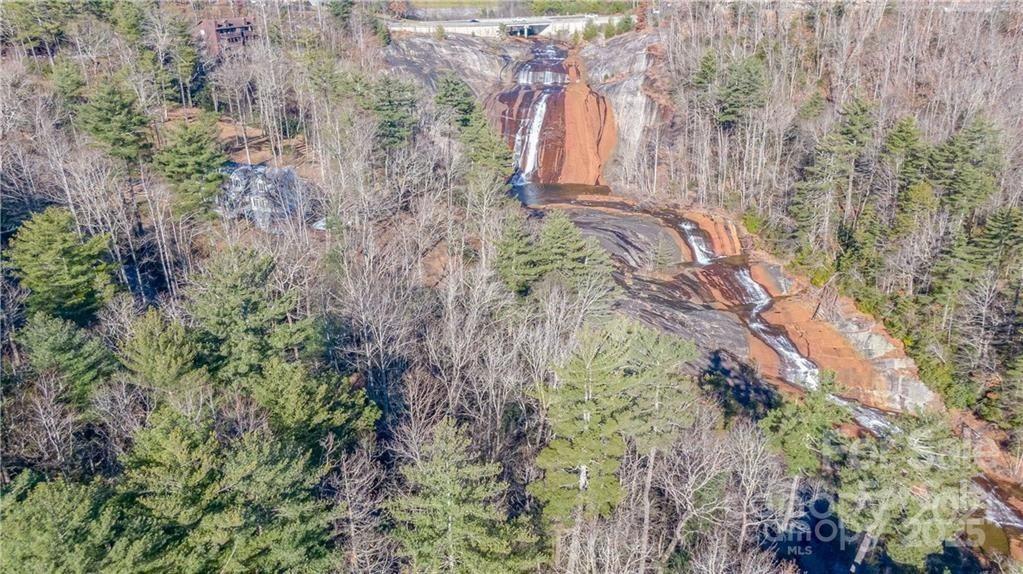 TBD Toxaway Falls Drive Unit: TR-A