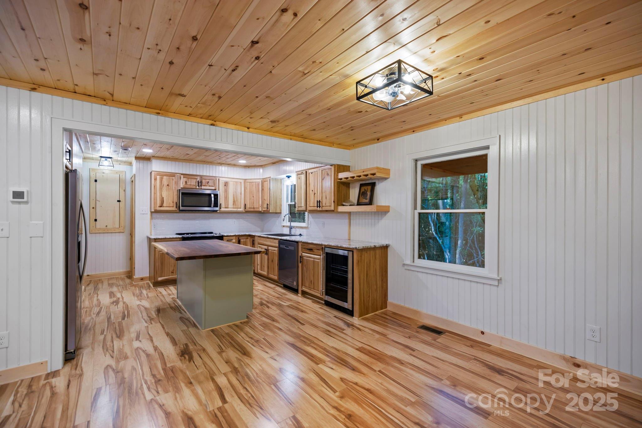 327 Flat Ridge Drive