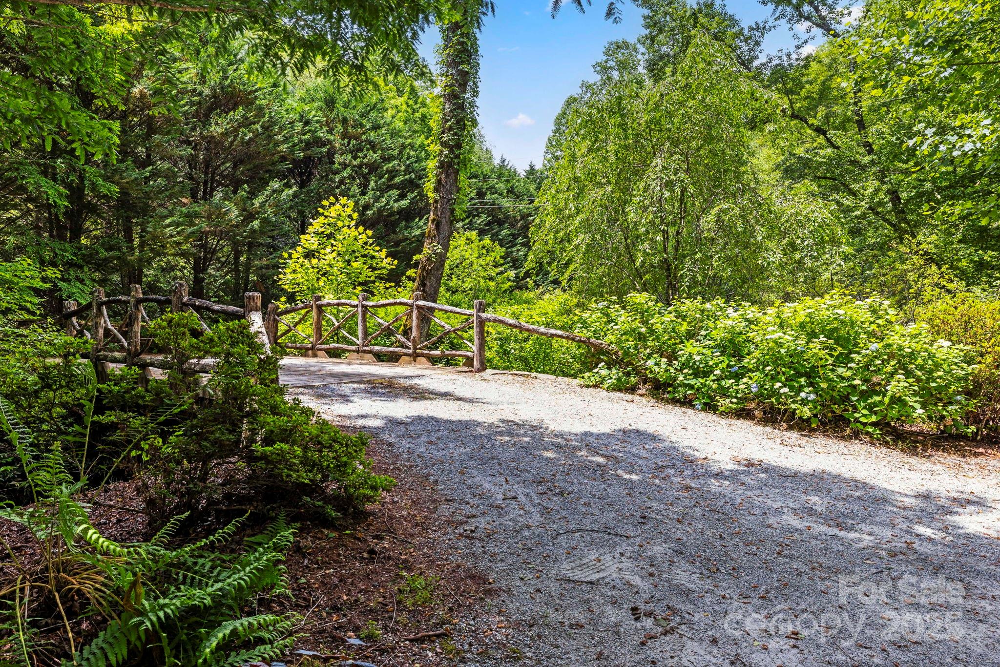 3739 Pickens Highway