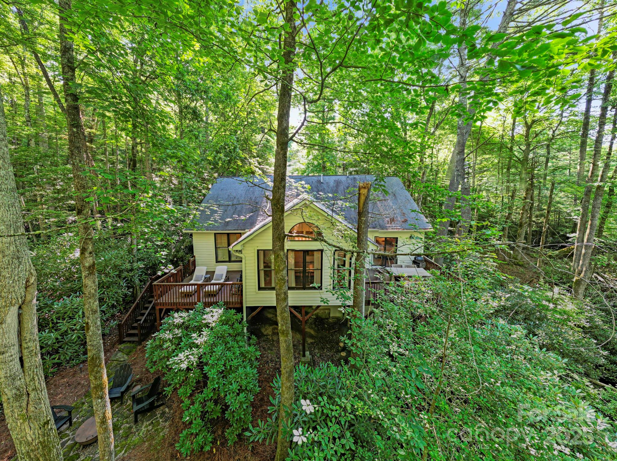 110 Sourwood Court