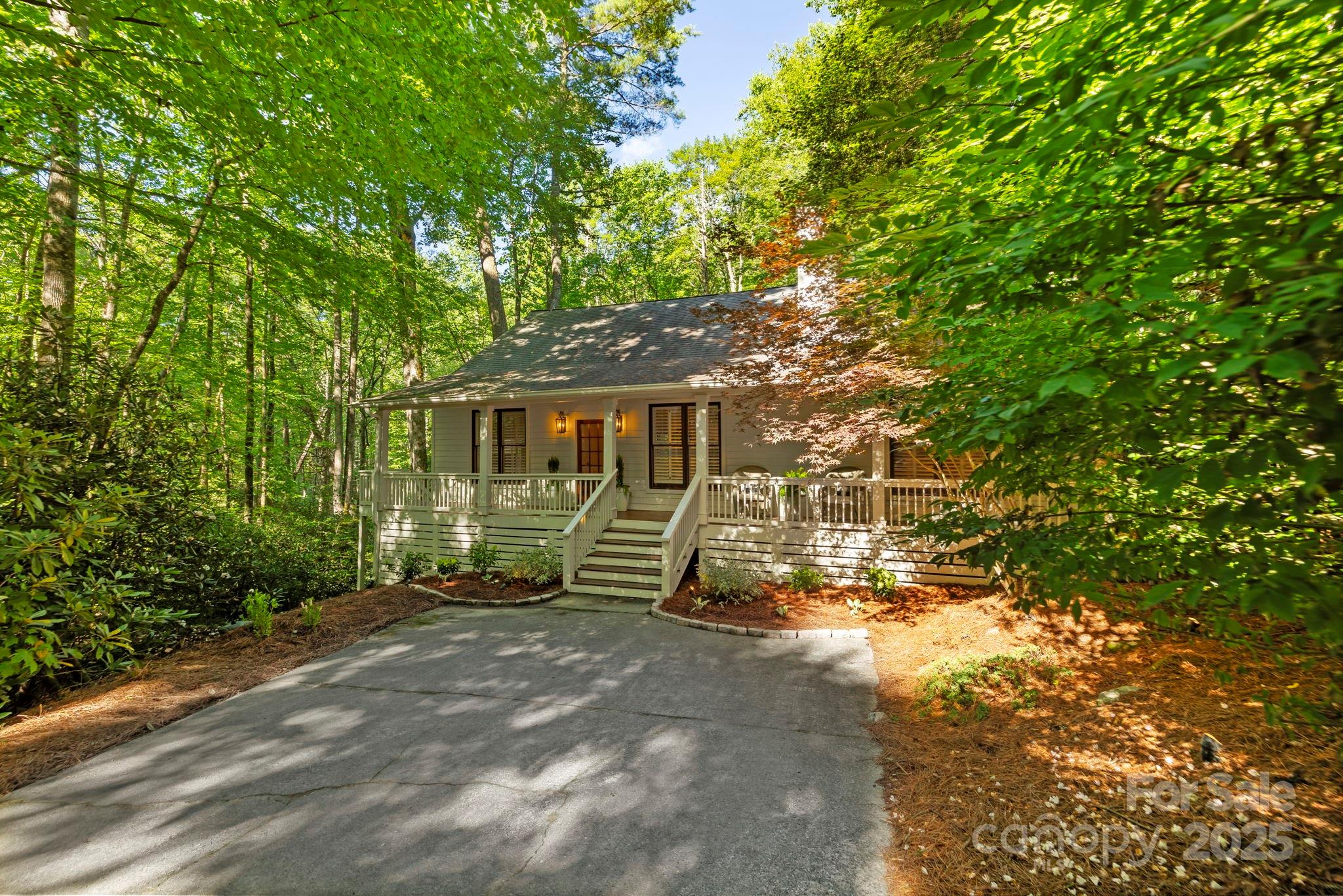 110 Sourwood Court