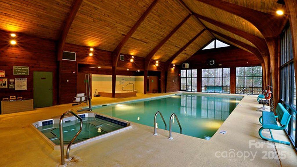 110 Sourwood Court
