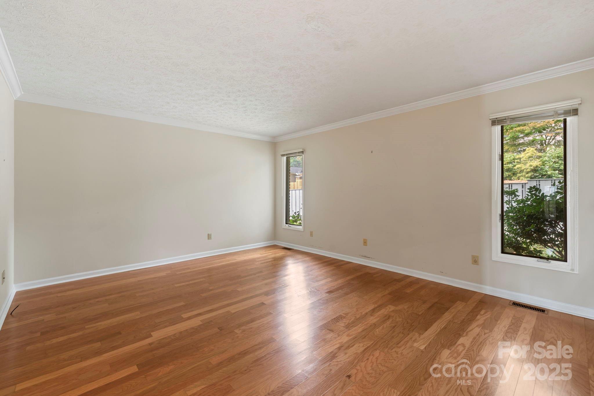 933 Kanuga Road