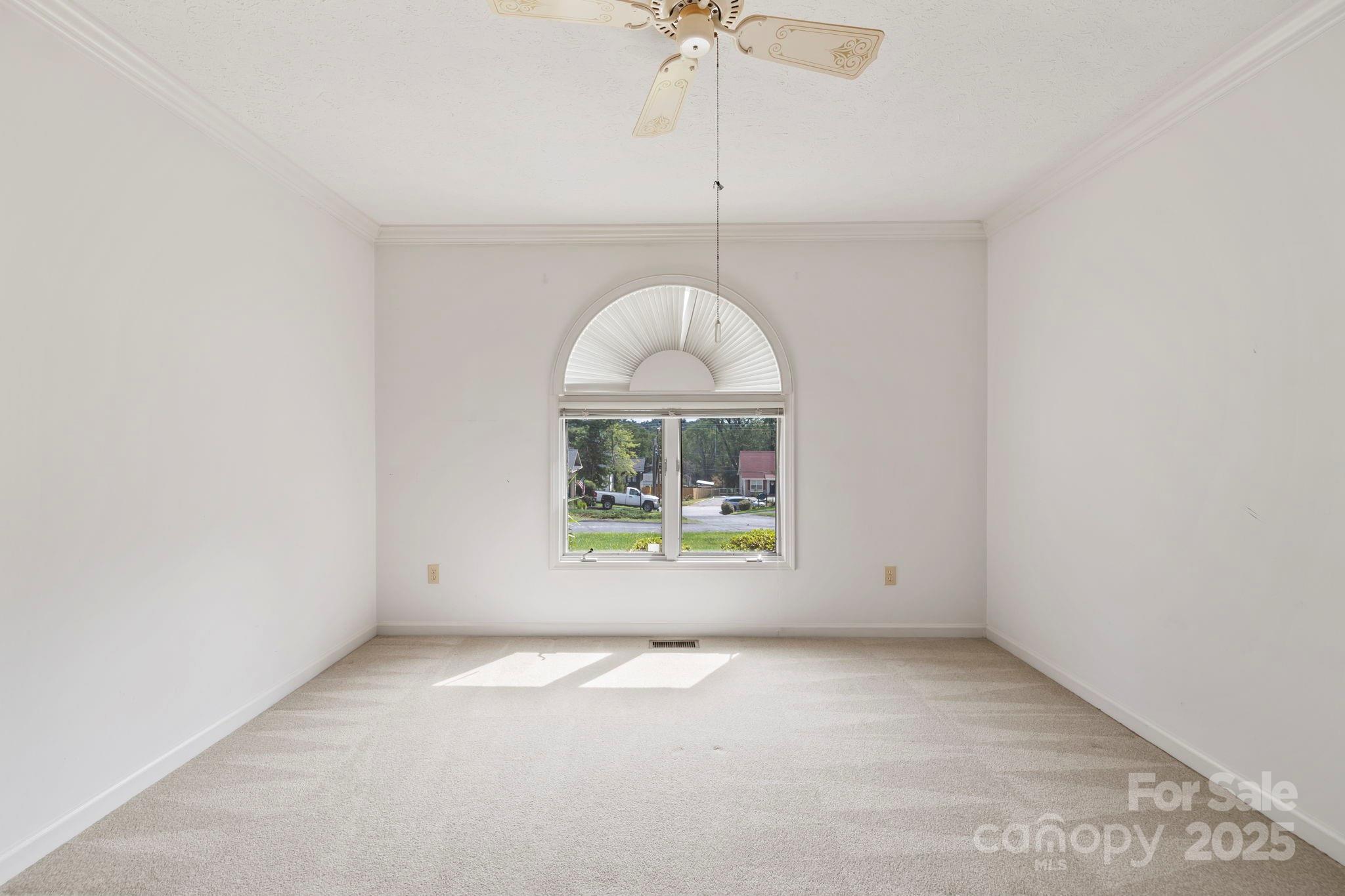 933 Kanuga Road