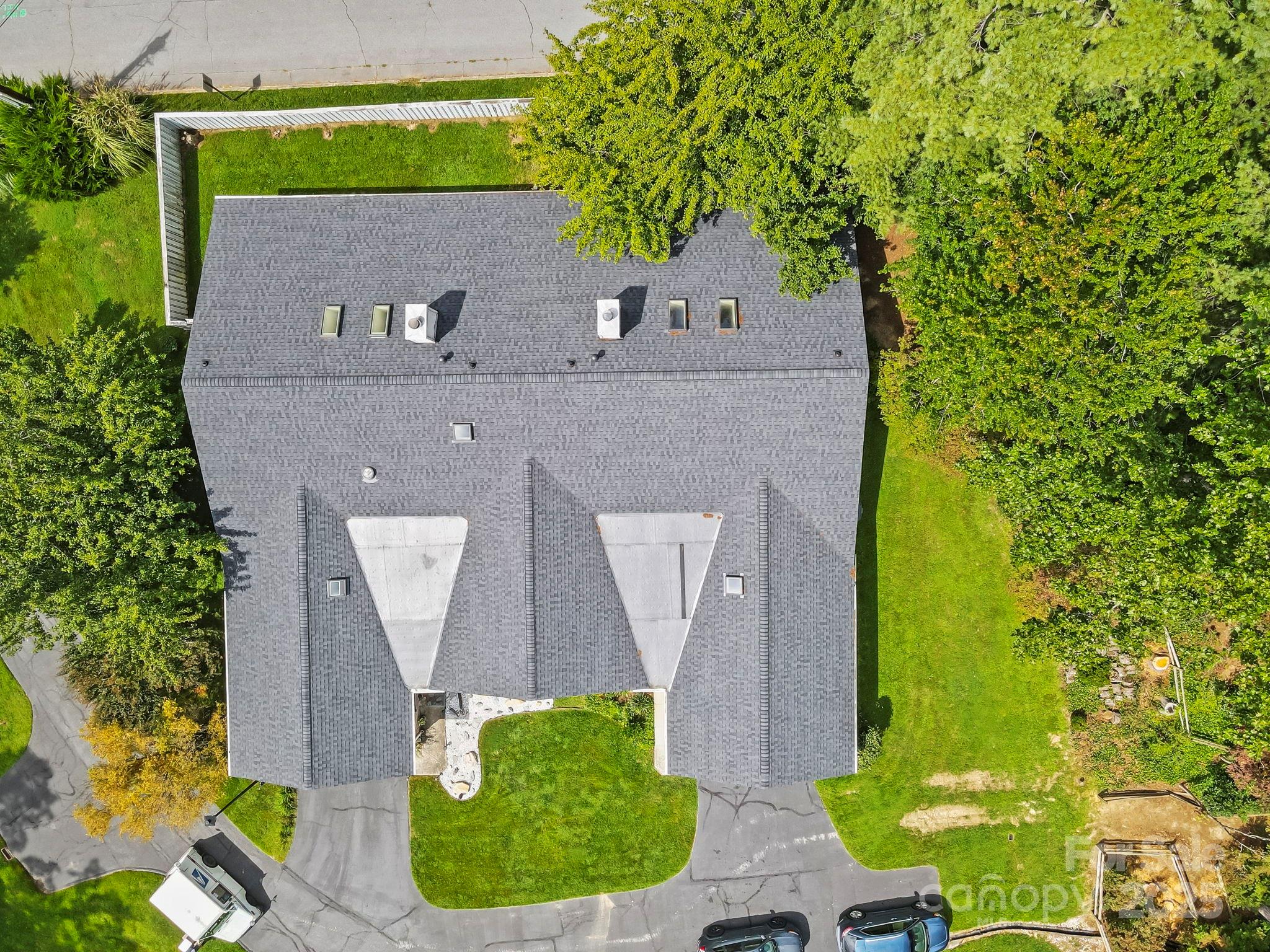 933 Kanuga Road