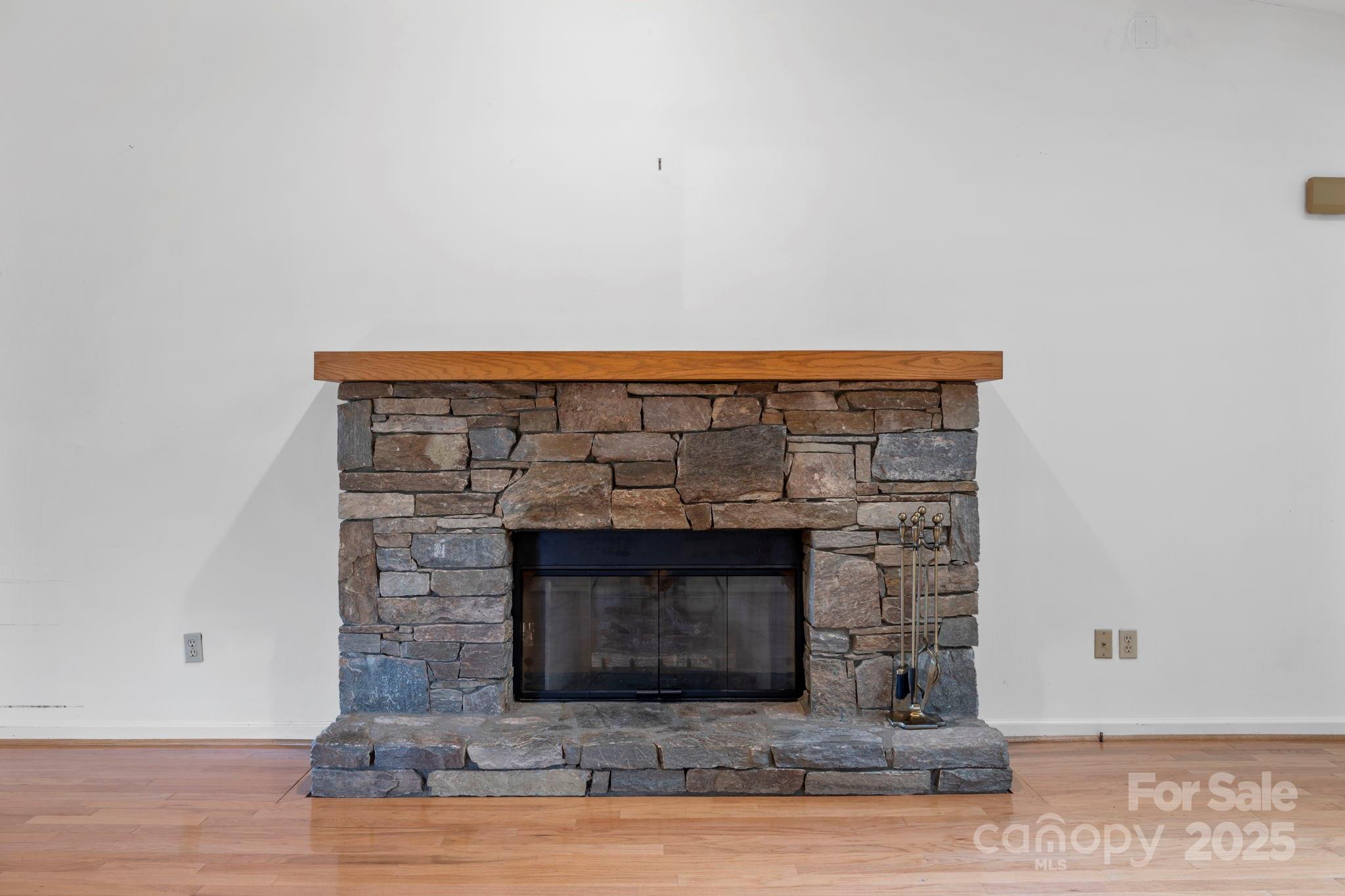 933 Kanuga Road
