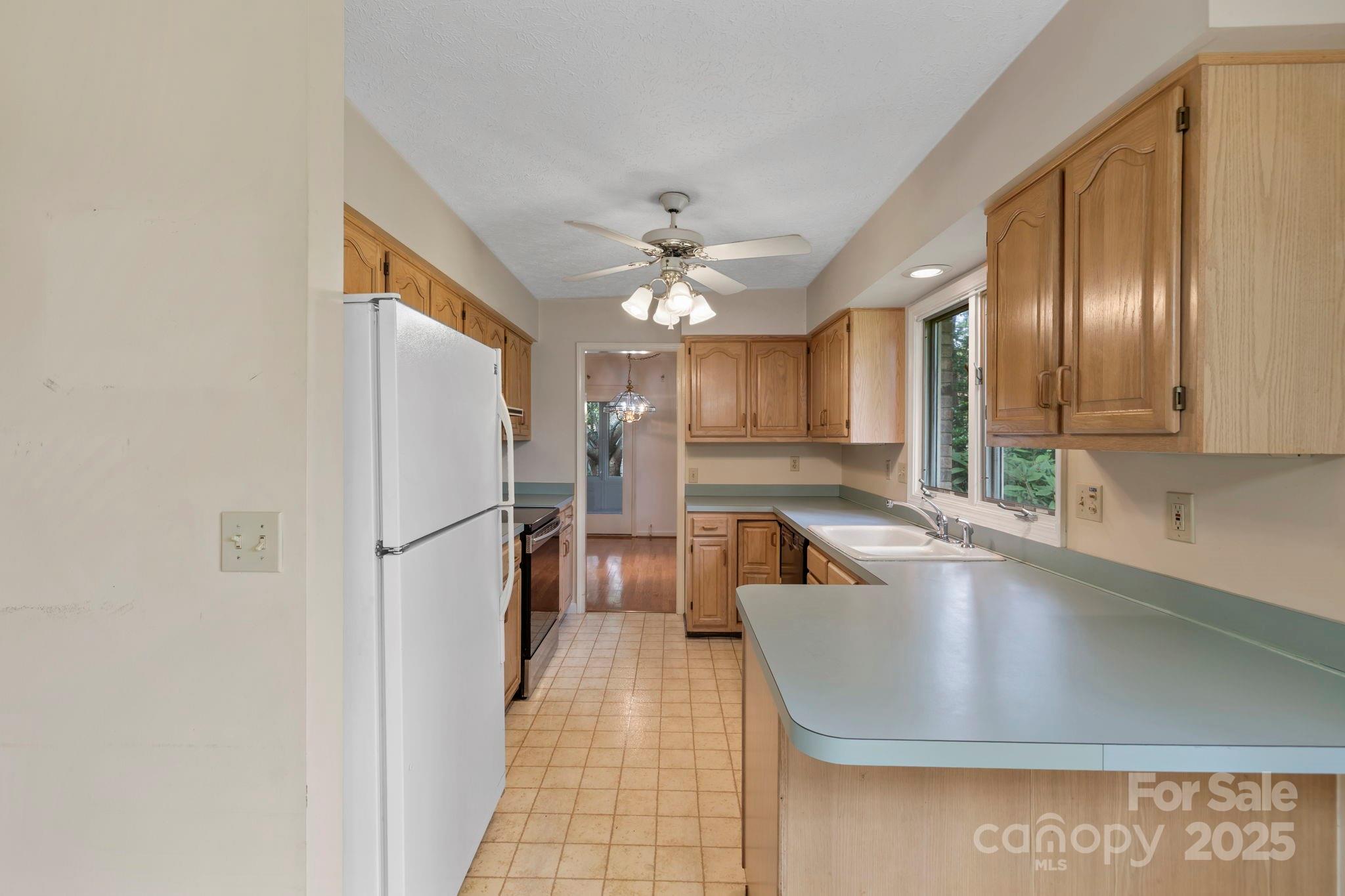 933 Kanuga Road