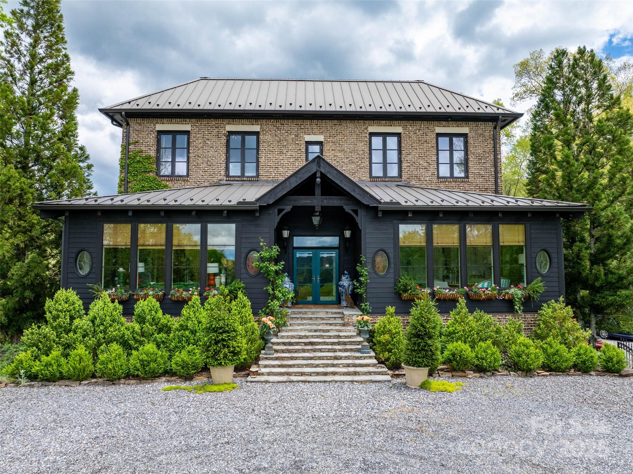 13084 Canada Road