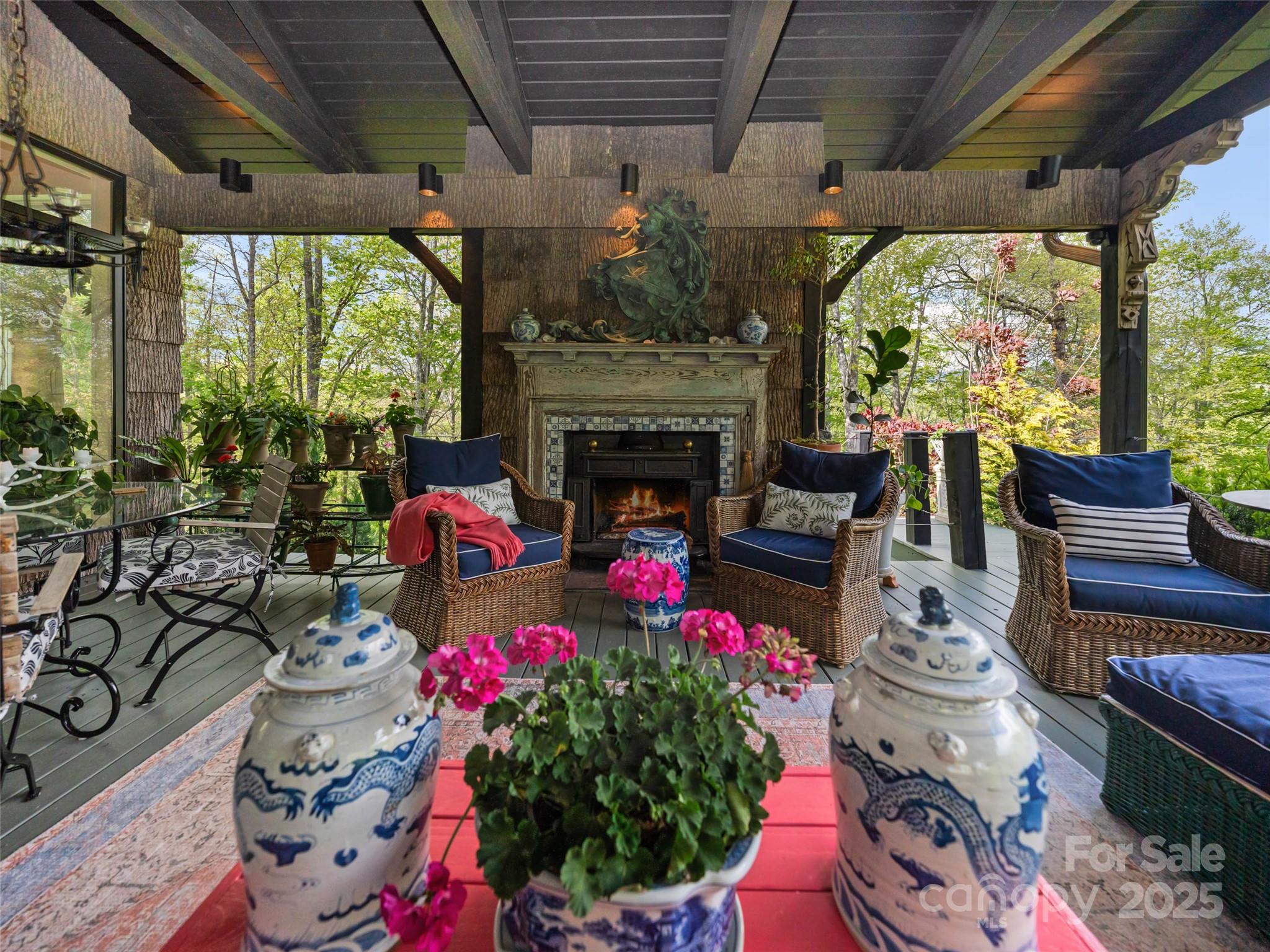 13084 Canada Road