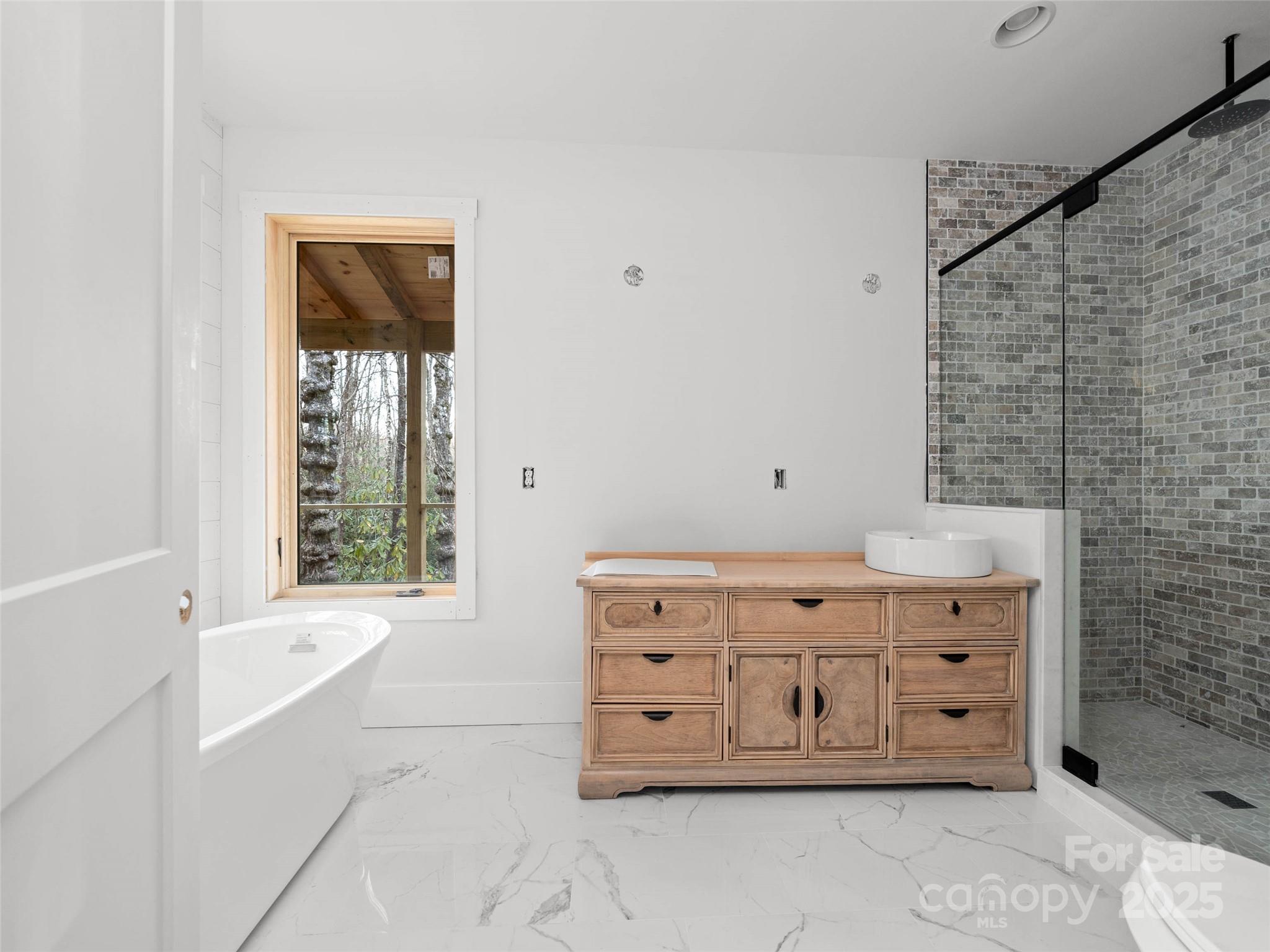 365 Cherokee Circle