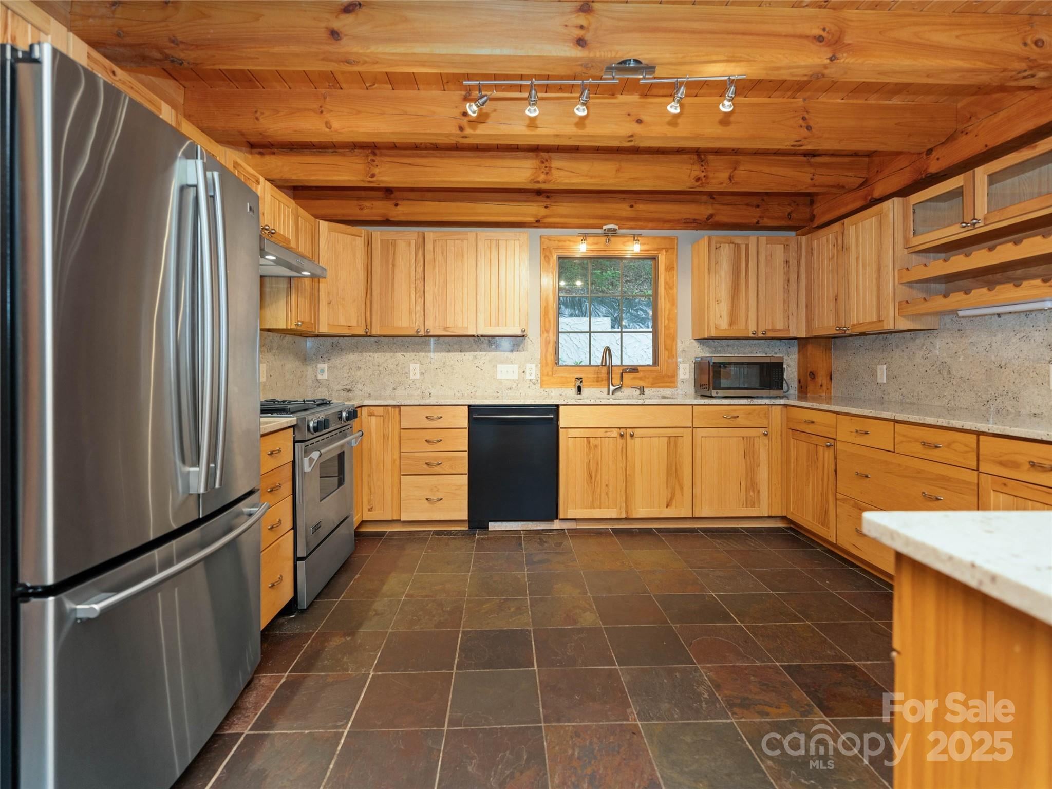 82 Red Oak Drive