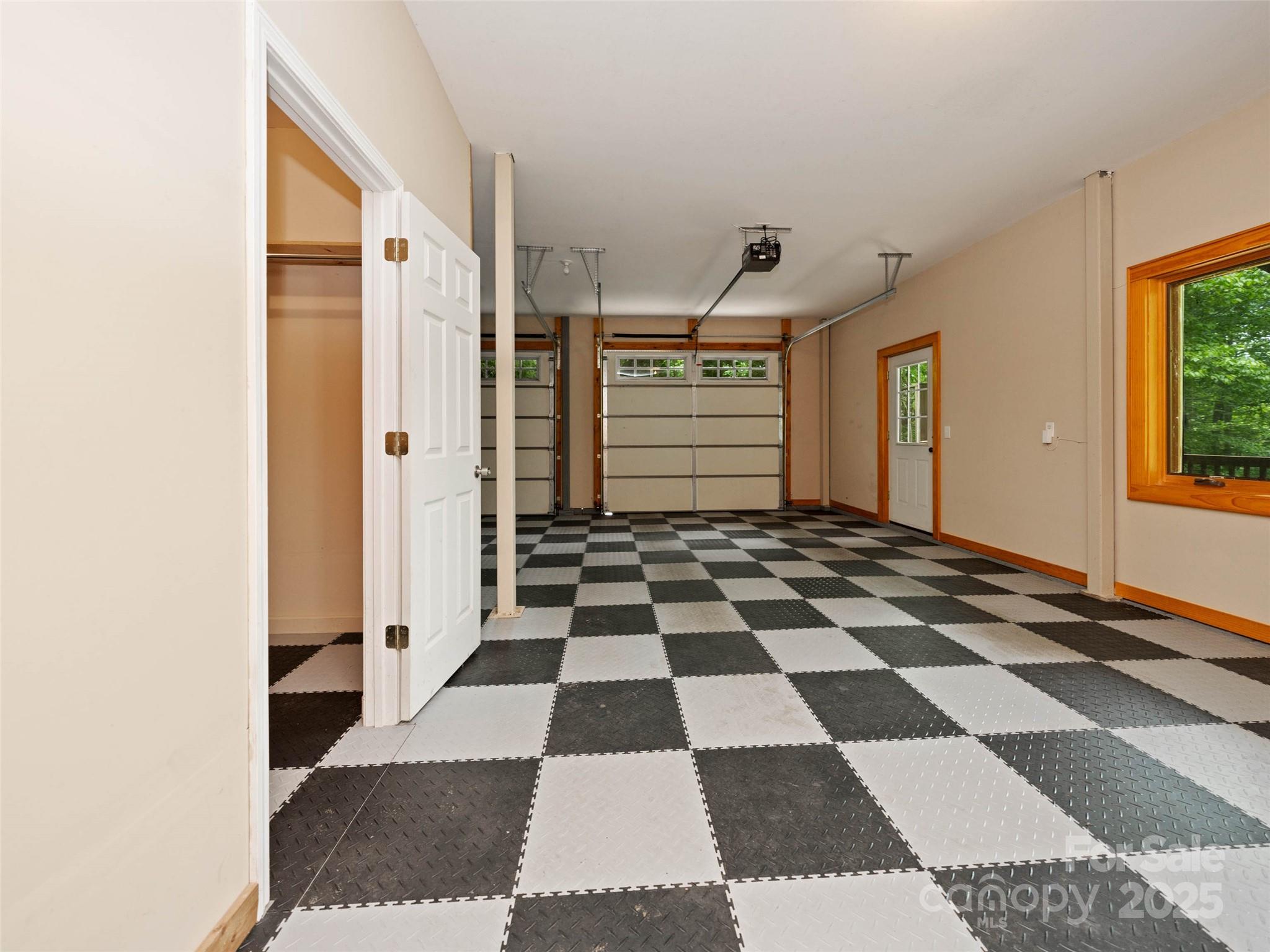 82 Red Oak Drive