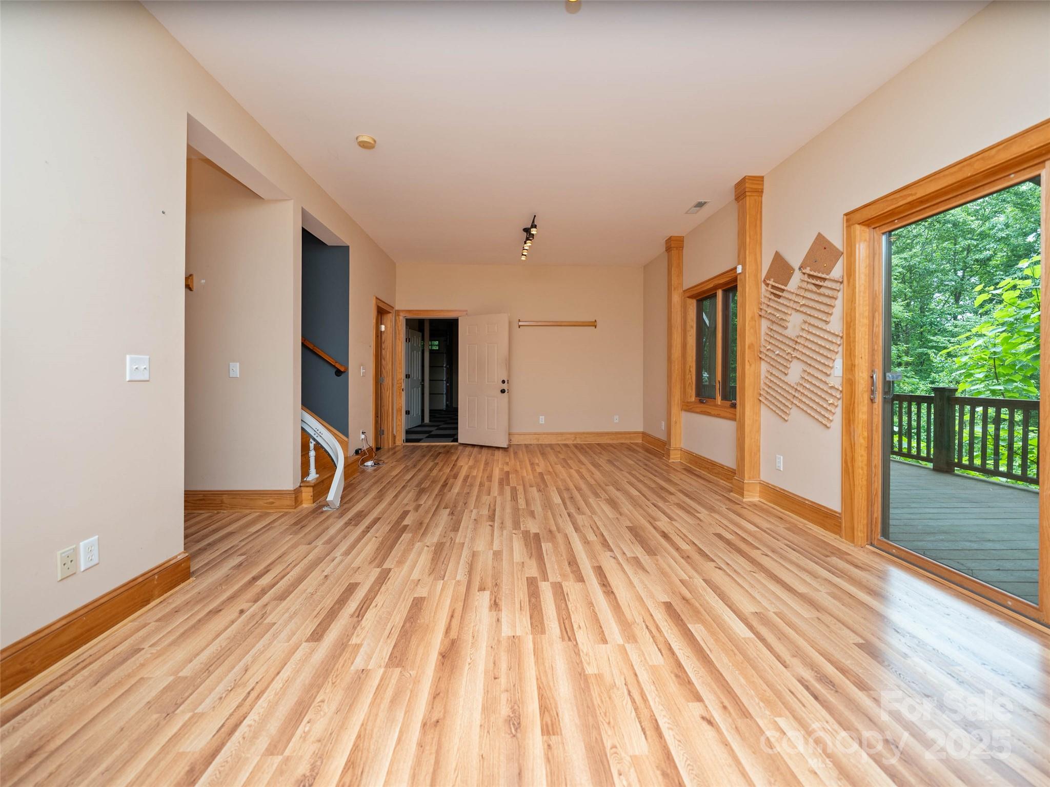 82 Red Oak Drive