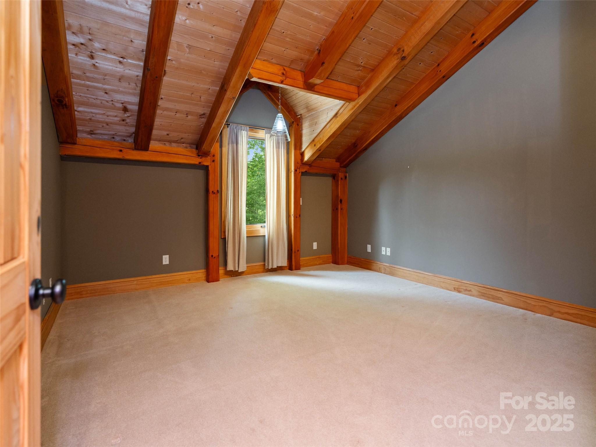 82 Red Oak Drive