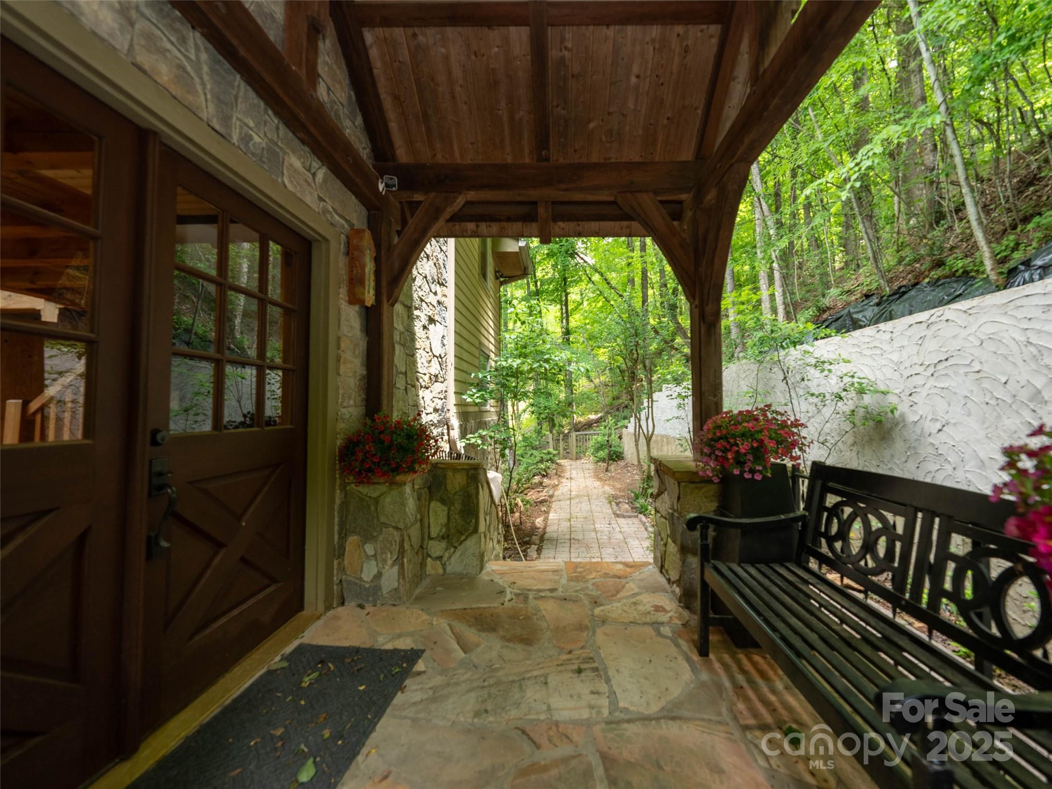 82 Red Oak Drive