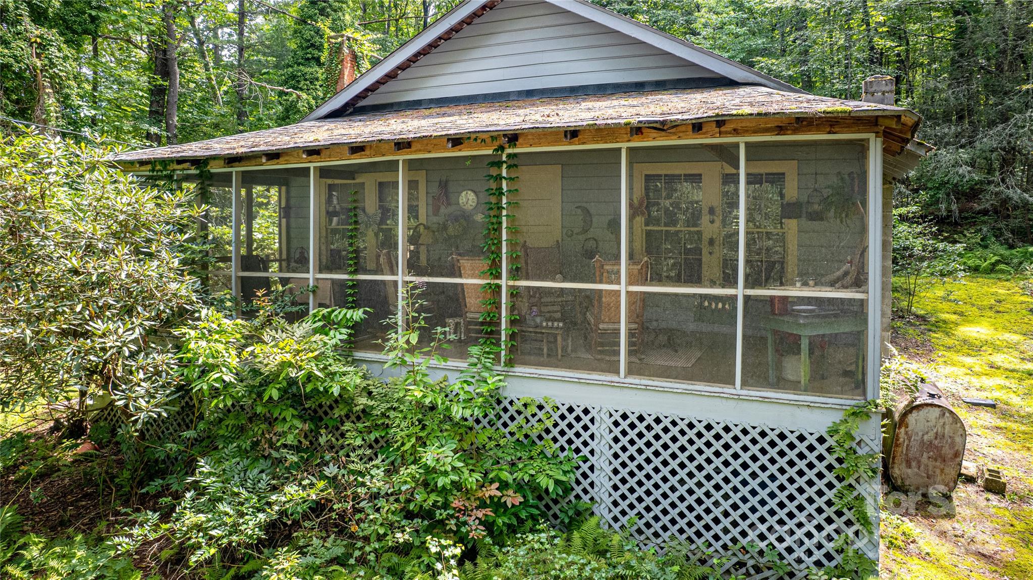 36 Walker Creek