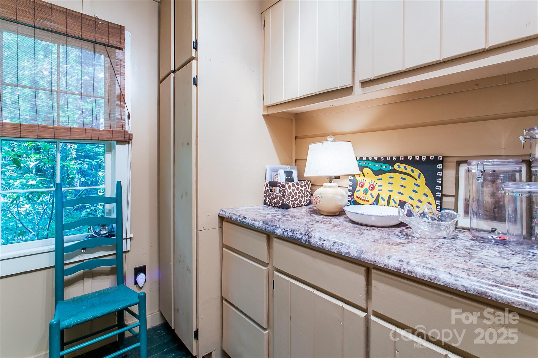 36 Walker Creek