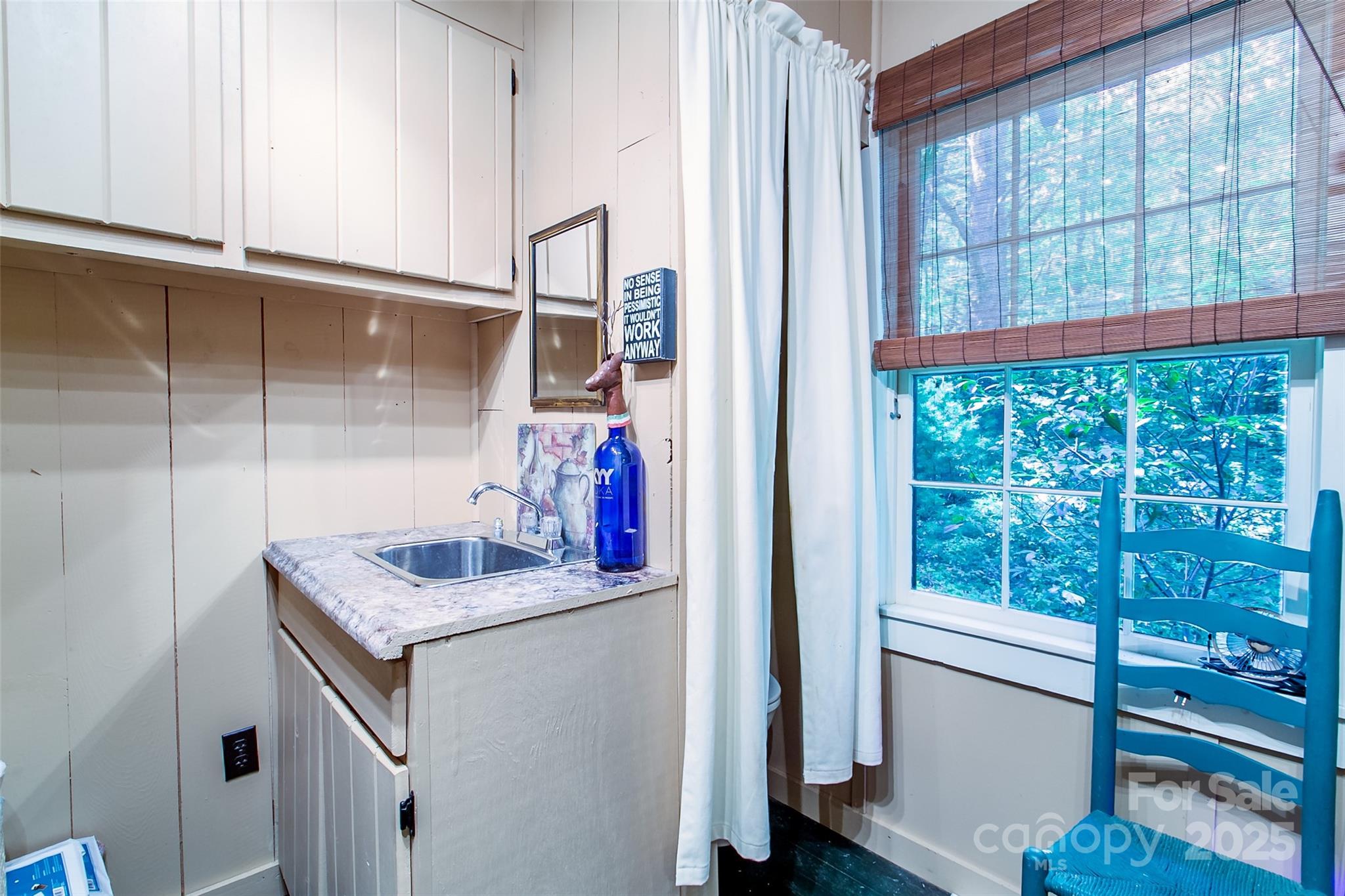 36 Walker Creek
