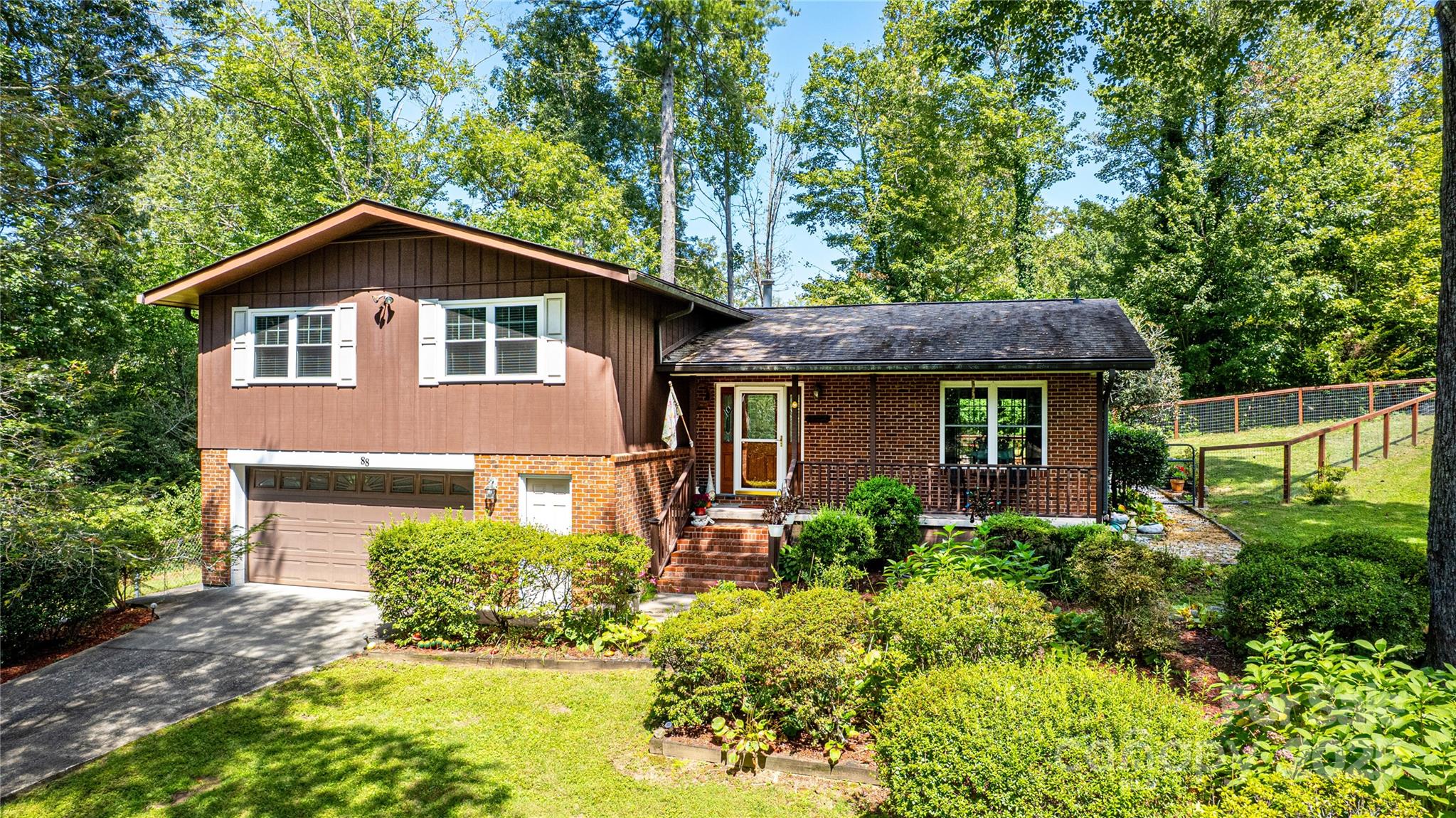 88 Hosta Lane