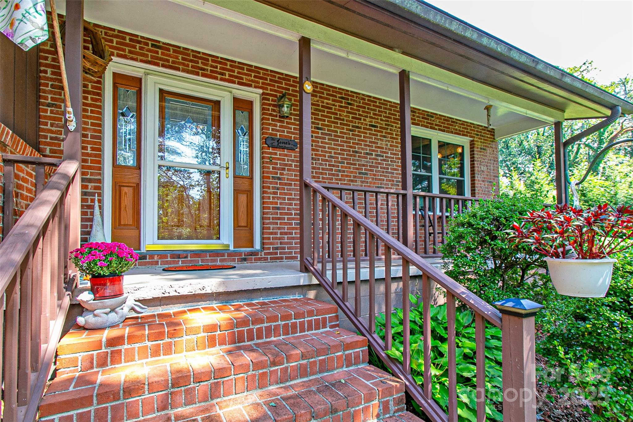 88 Hosta Lane
