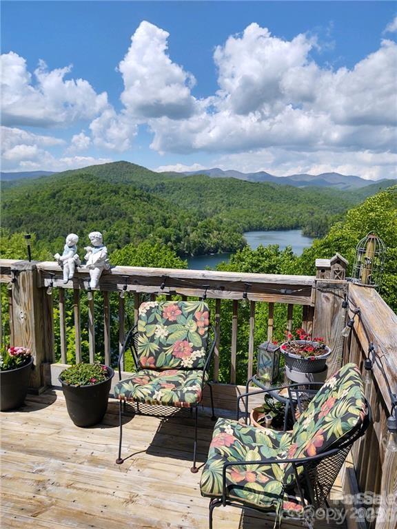 612 Old Home Place Road