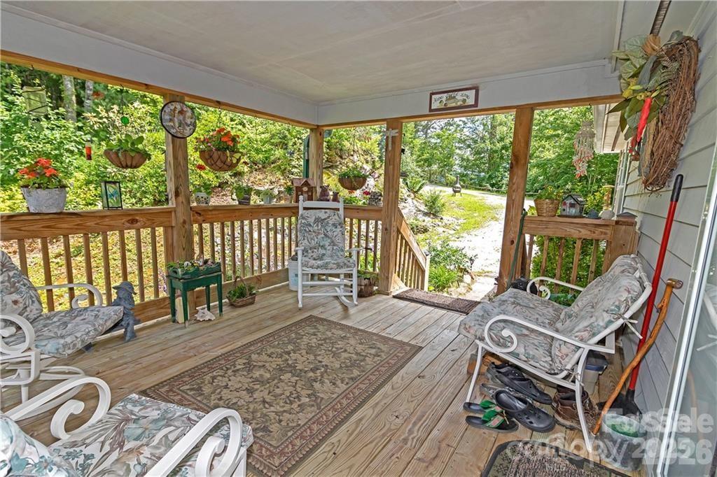 612 Old Home Place Road